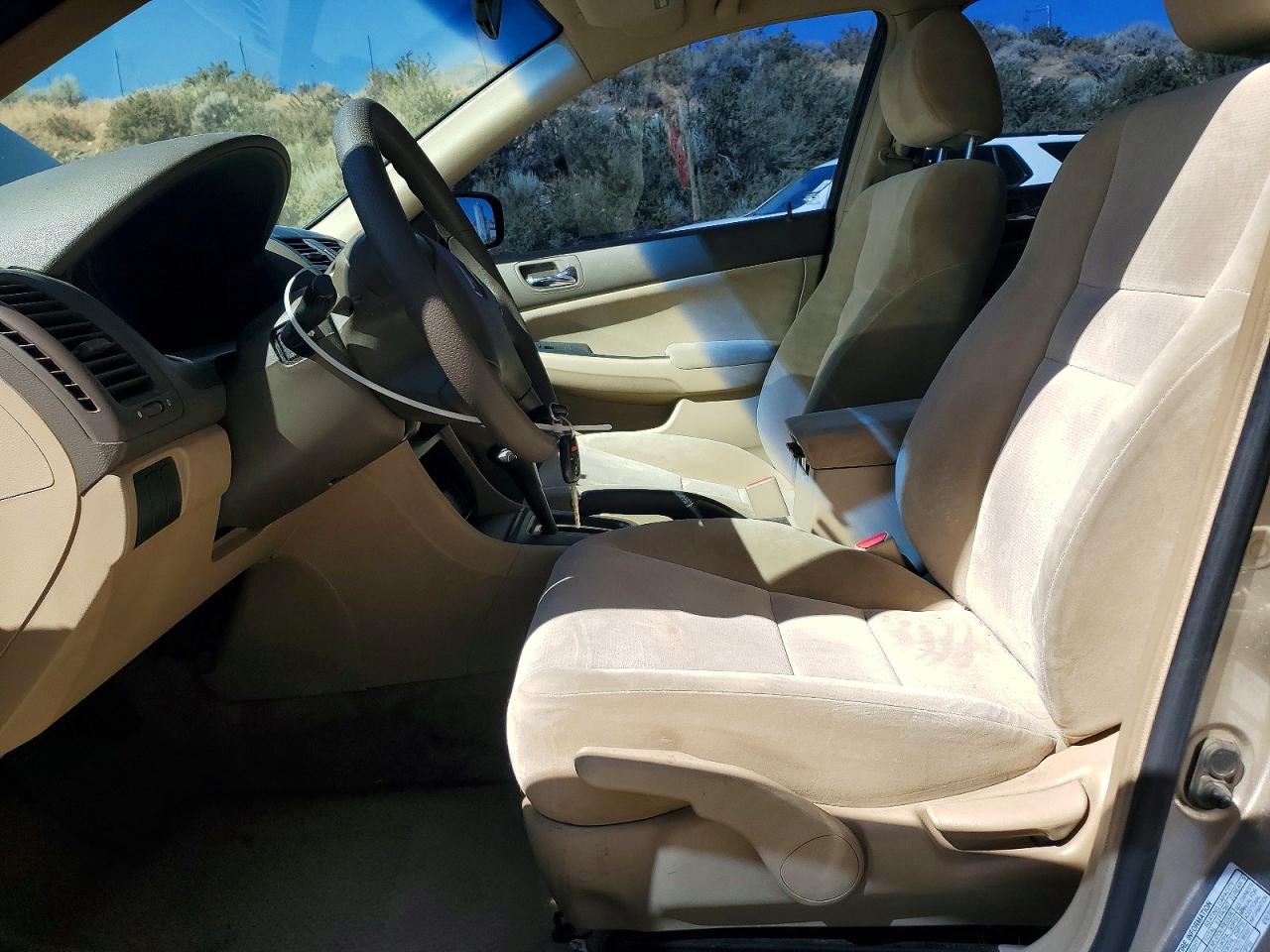 2003 Honda Accord Lx Gold vin: 3HGCM56373G704567