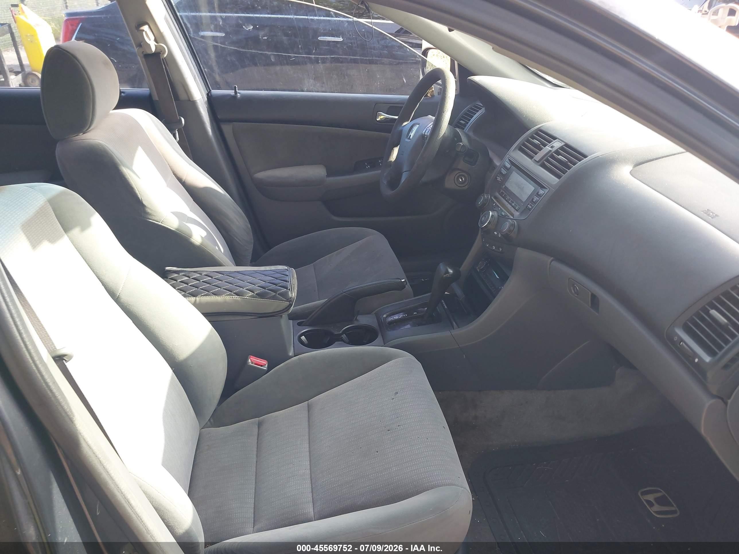 2004 Honda Accord 2.4 Lx Gray vin: 3HGCM56374G705171