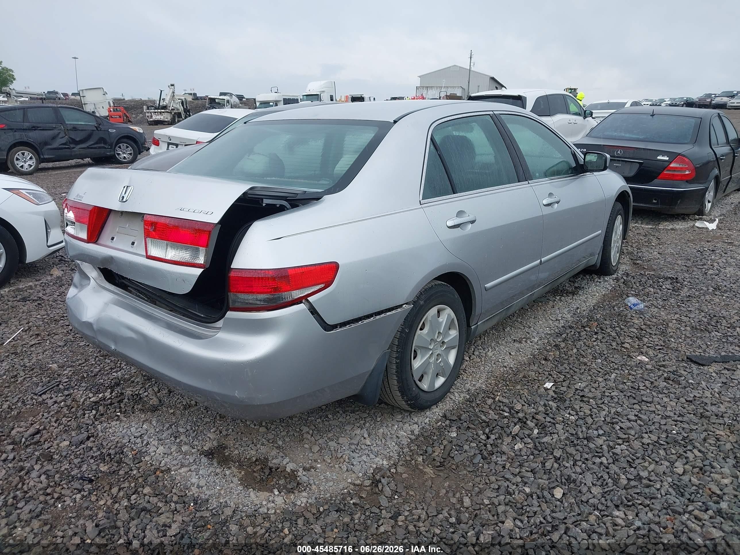 2004 Honda Accord 2.4 Lx Silver vin: 3HGCM56384G707463