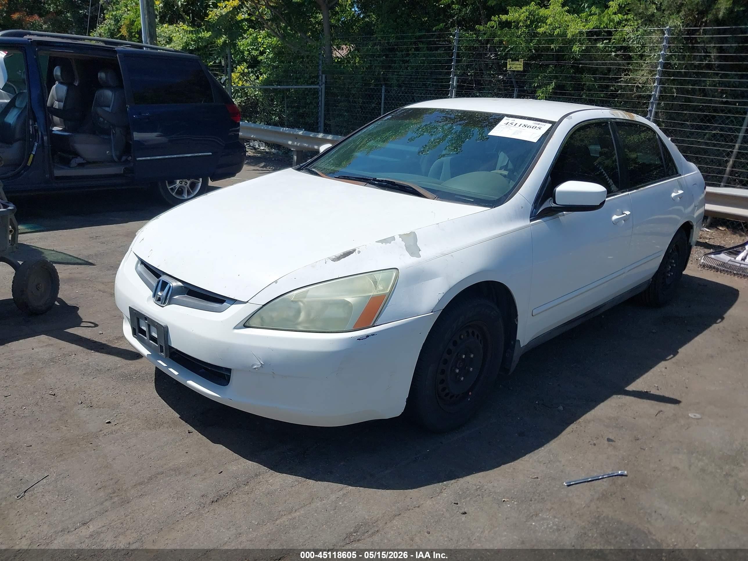2003 Honda Accord 2.4 Lx White vin: 3HGCM56393G712184
