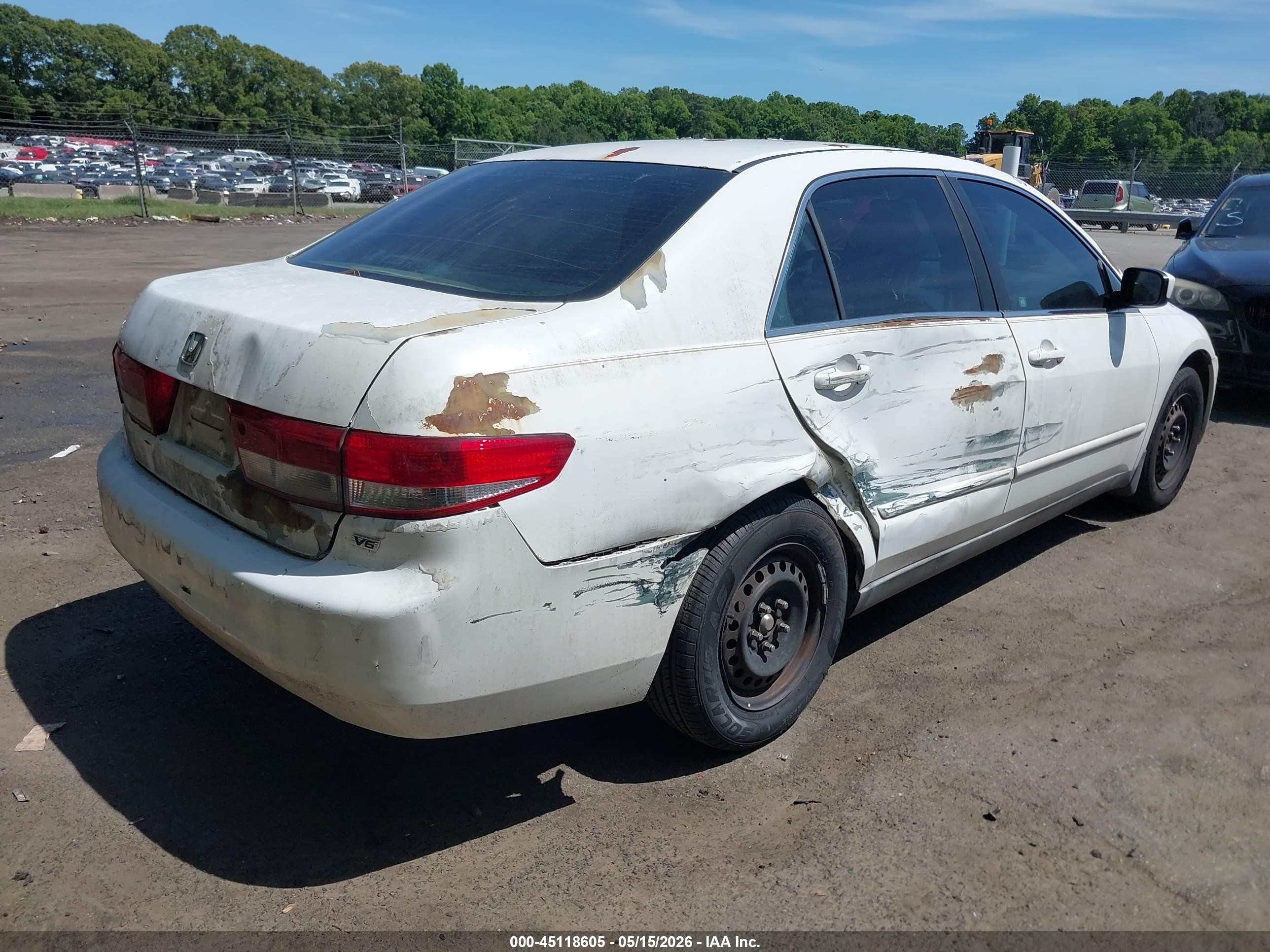 2003 Honda Accord 2.4 Lx White vin: 3HGCM56393G712184