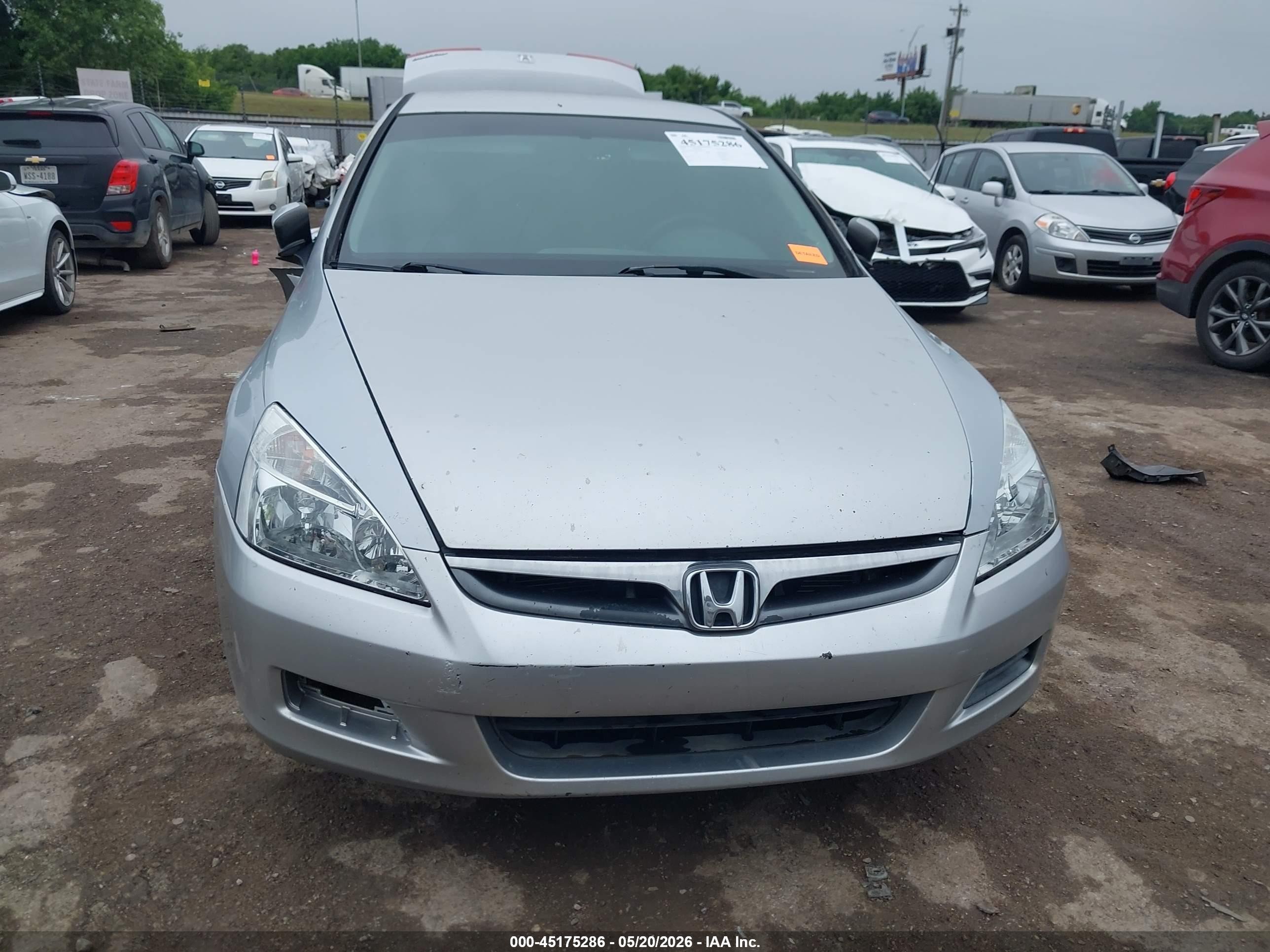 2004 Honda Accord 2.4 Lx Silver vin: 3HGCM56394G704023