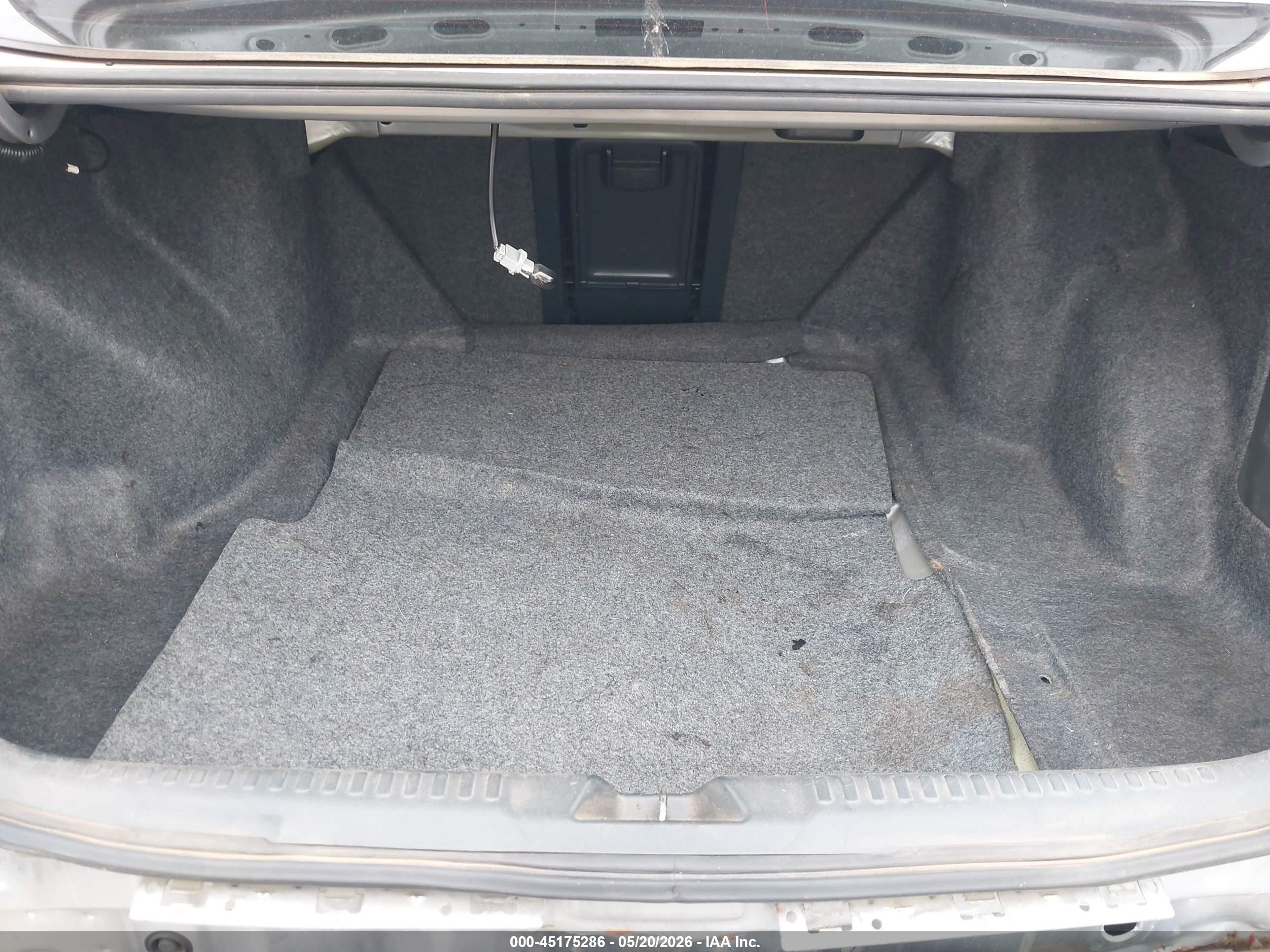 2004 Honda Accord 2.4 Lx Silver vin: 3HGCM56394G704023
