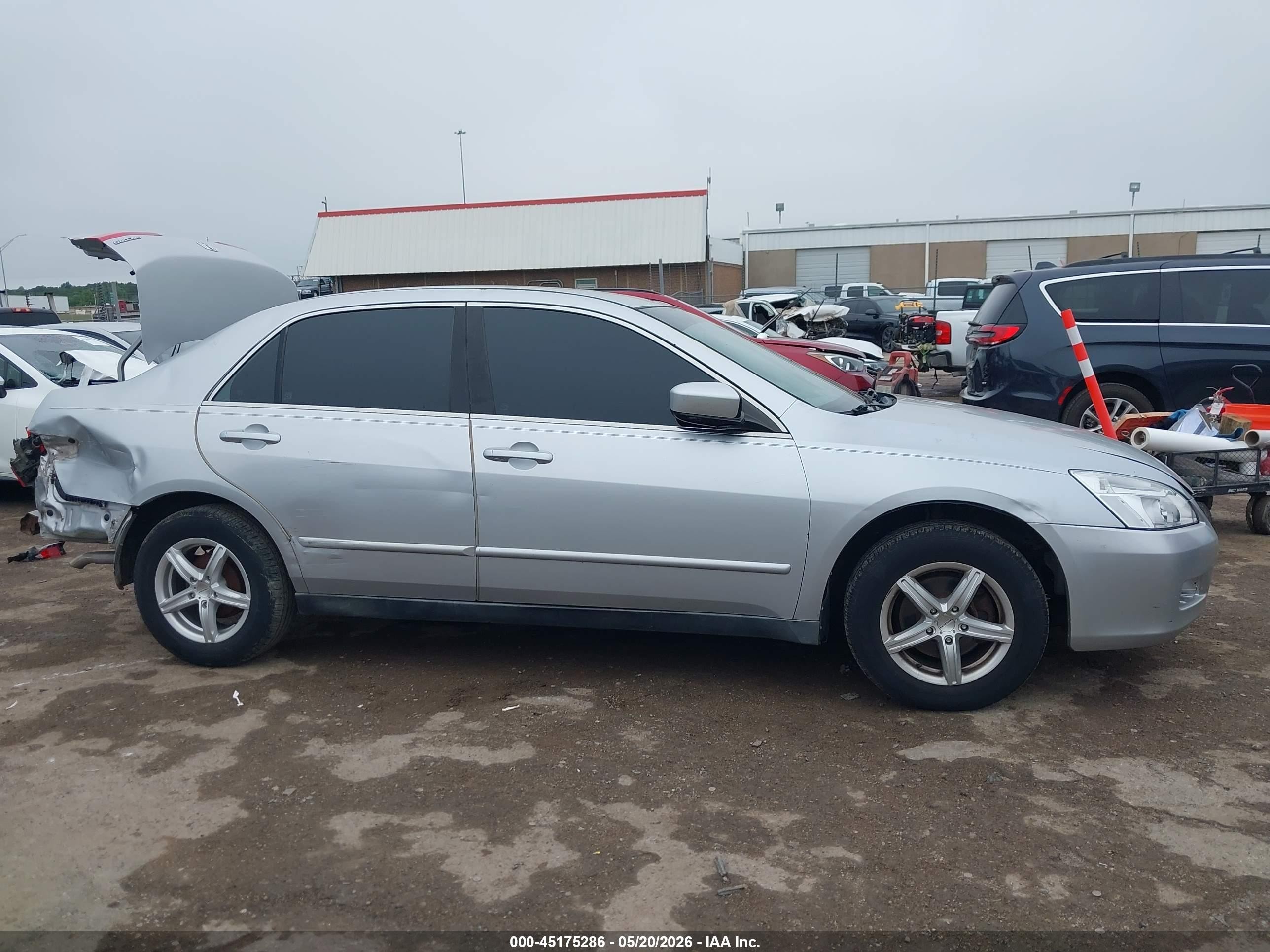 2004 Honda Accord 2.4 Lx Silver vin: 3HGCM56394G704023