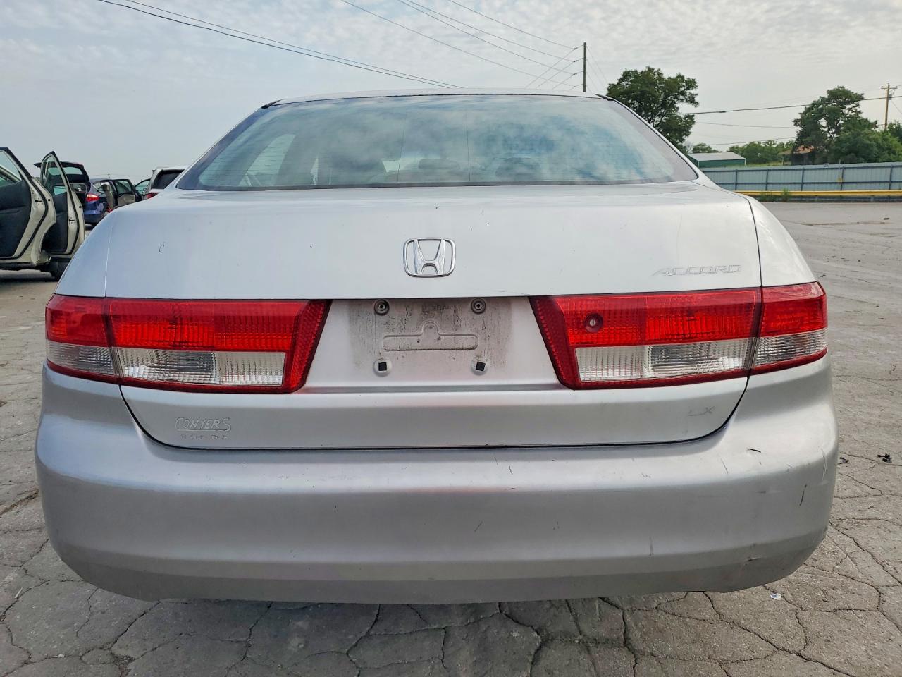 2004 Honda Accord Lx Silver vin: 3HGCM56394G708900
