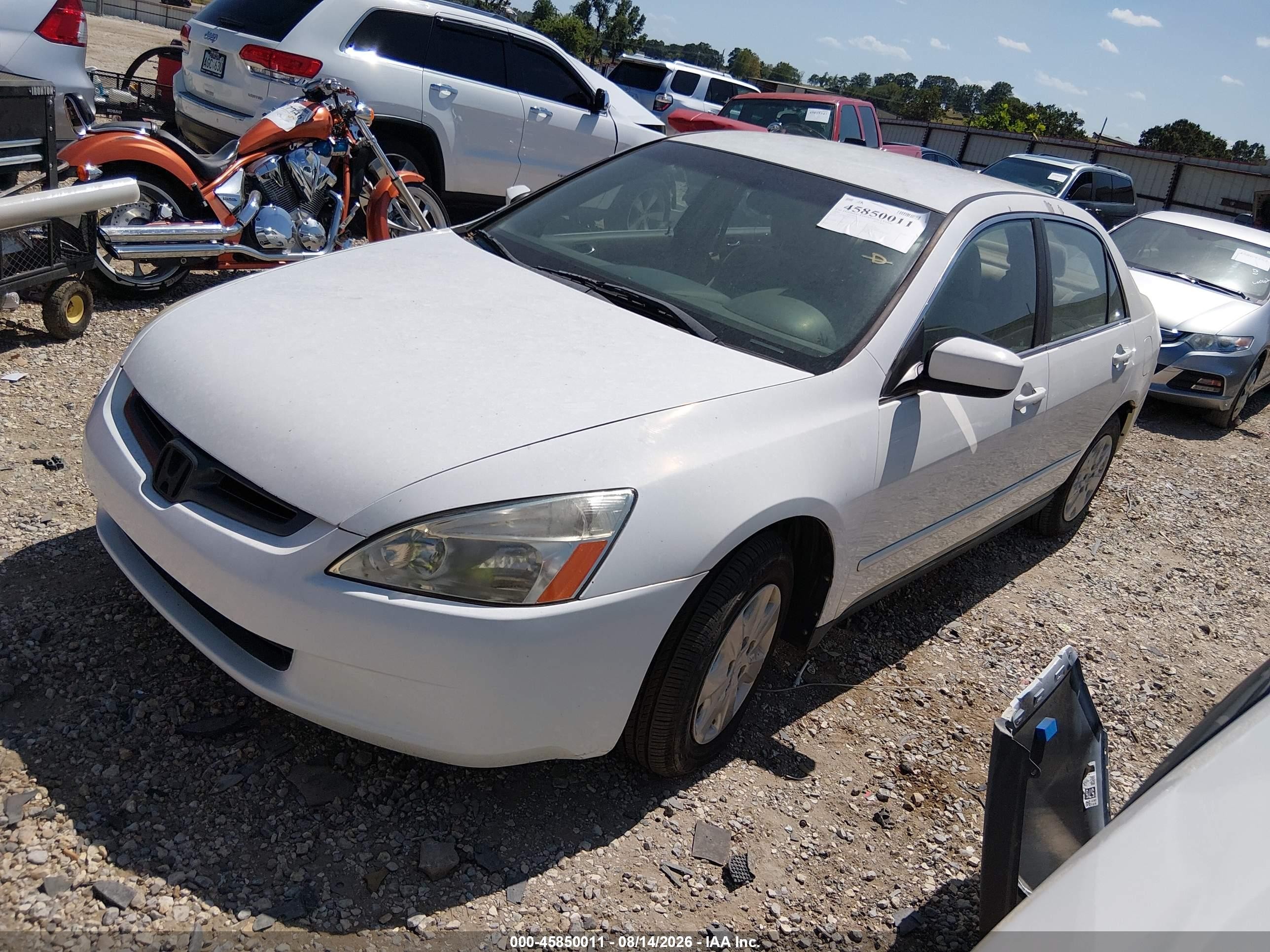 2003 Honda Accord 2.4 Lx Белый vin: 3HGCM563X3G704272