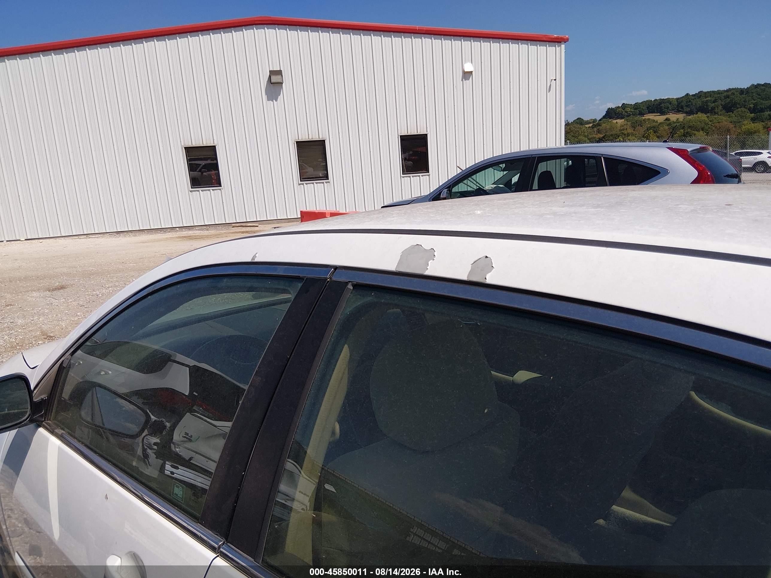 2003 Honda Accord 2.4 Lx Белый vin: 3HGCM563X3G704272