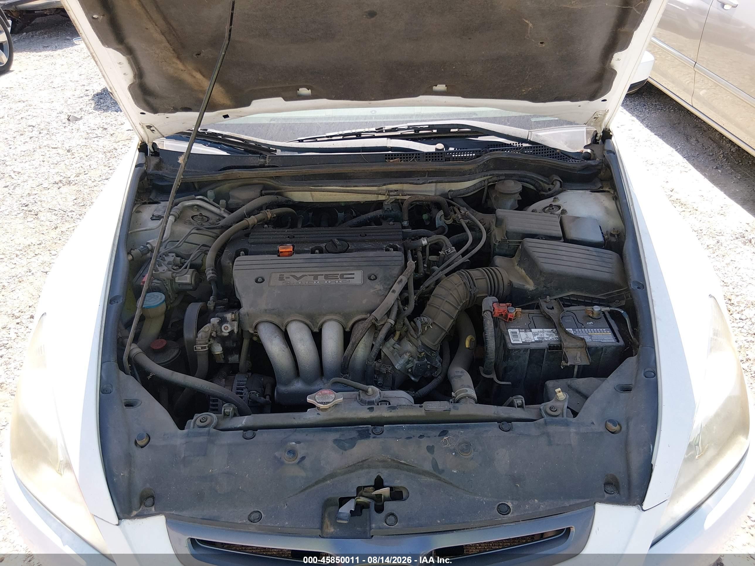 2003 Honda Accord 2.4 Lx Белый vin: 3HGCM563X3G704272