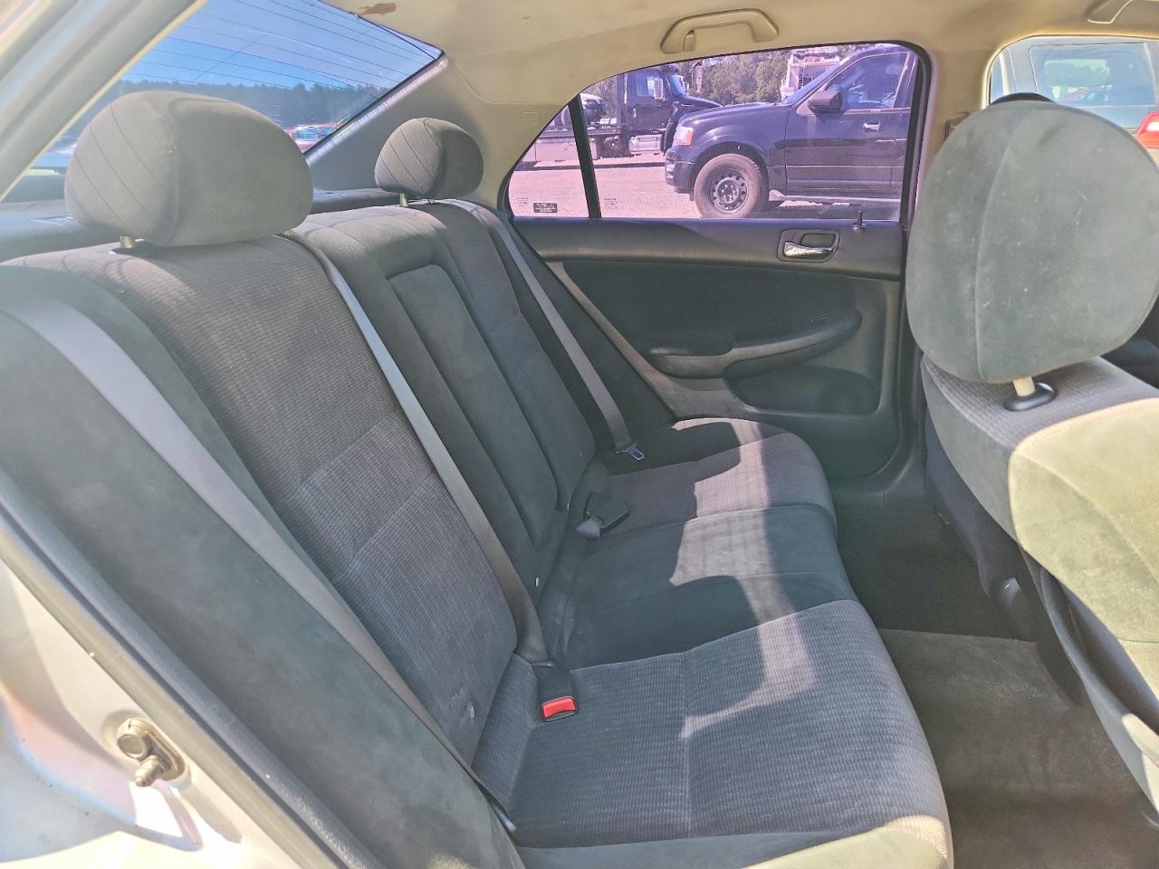 2005 Honda Accord Lx Серебряный vin: 3HGCM56405G704194