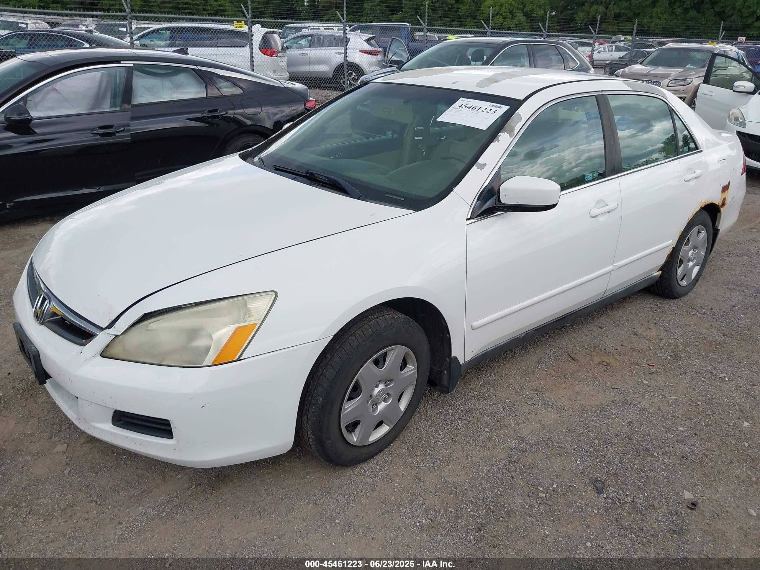 2007 Honda Accord 2.4 Lx Белый vin: 3HGCM56417G710167