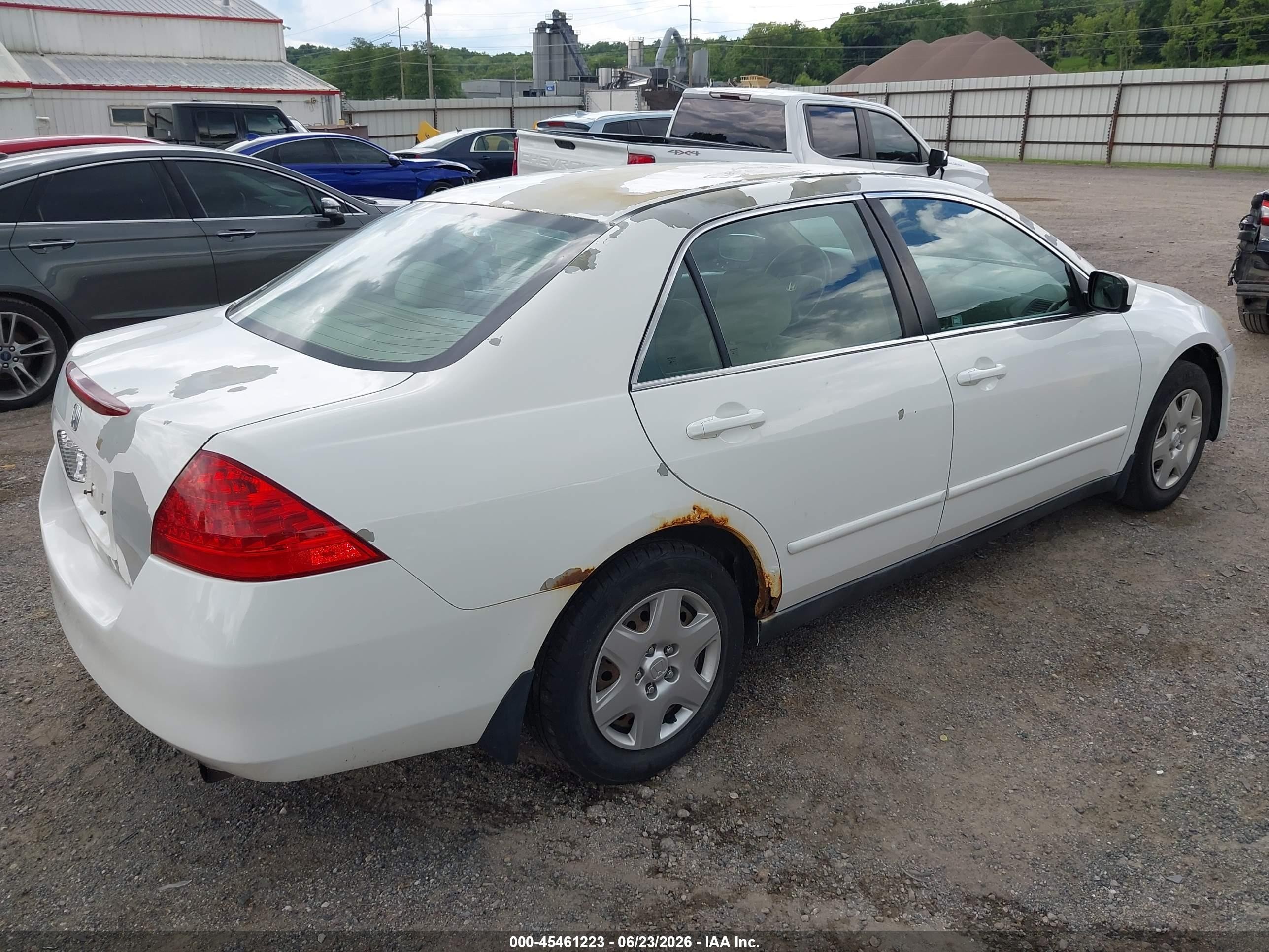 2007 Honda Accord 2.4 Lx Белый vin: 3HGCM56417G710167