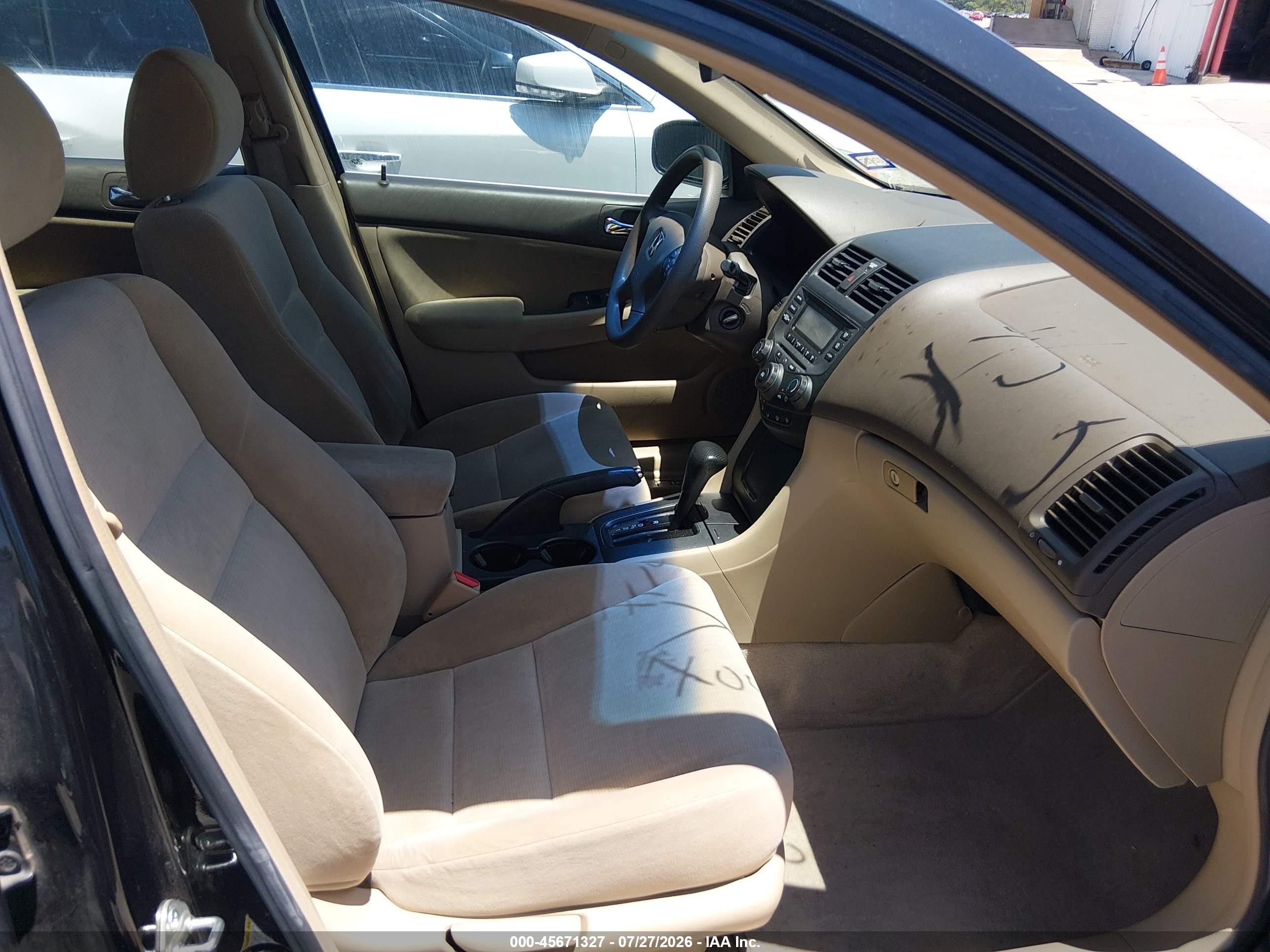 2005 Honda Accord 2.4 Lx Black vin: 3HGCM56425G705704