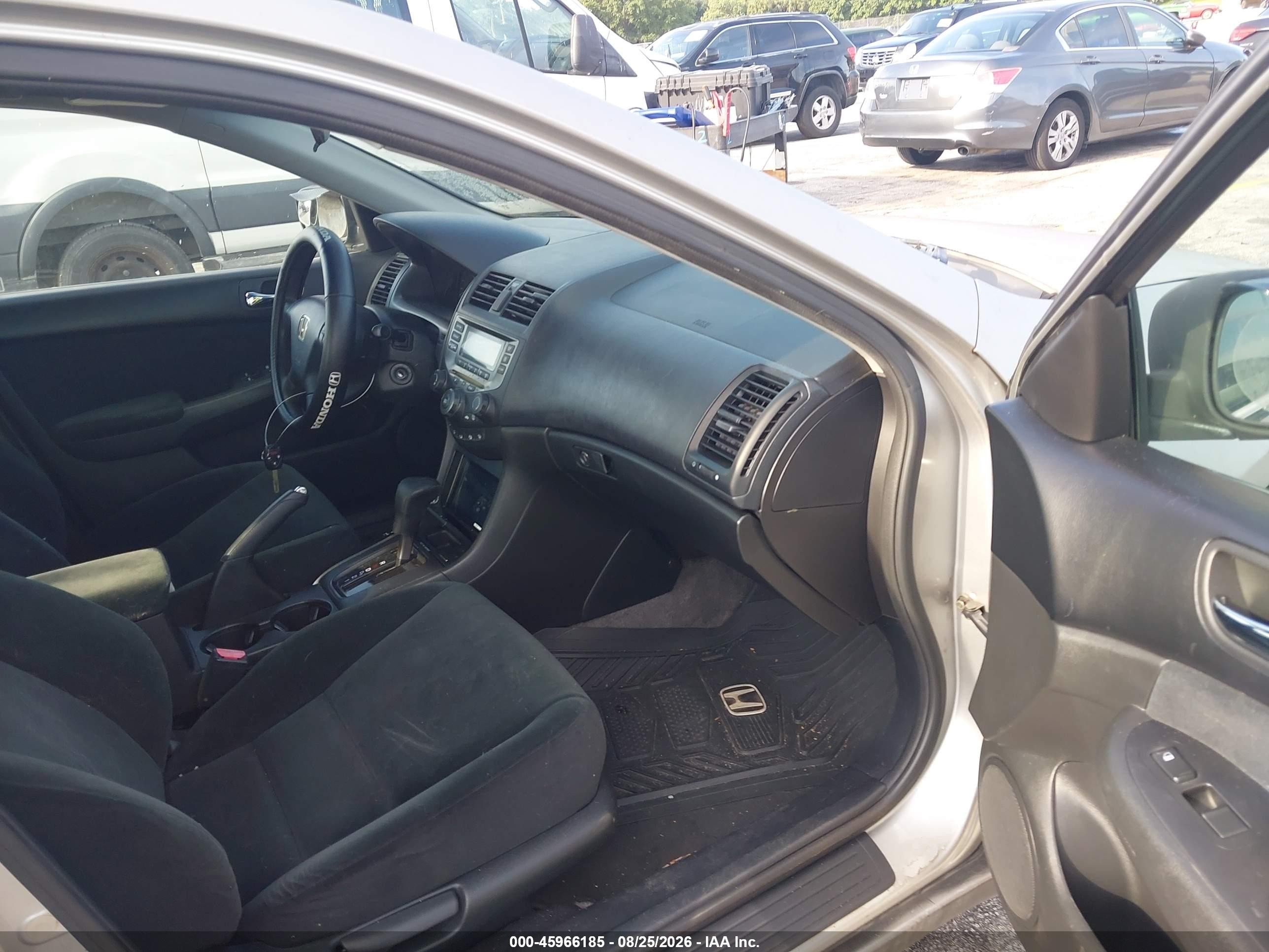 2006 Honda Accord 2.4 Lx Silver vin: 3HGCM56426G702870