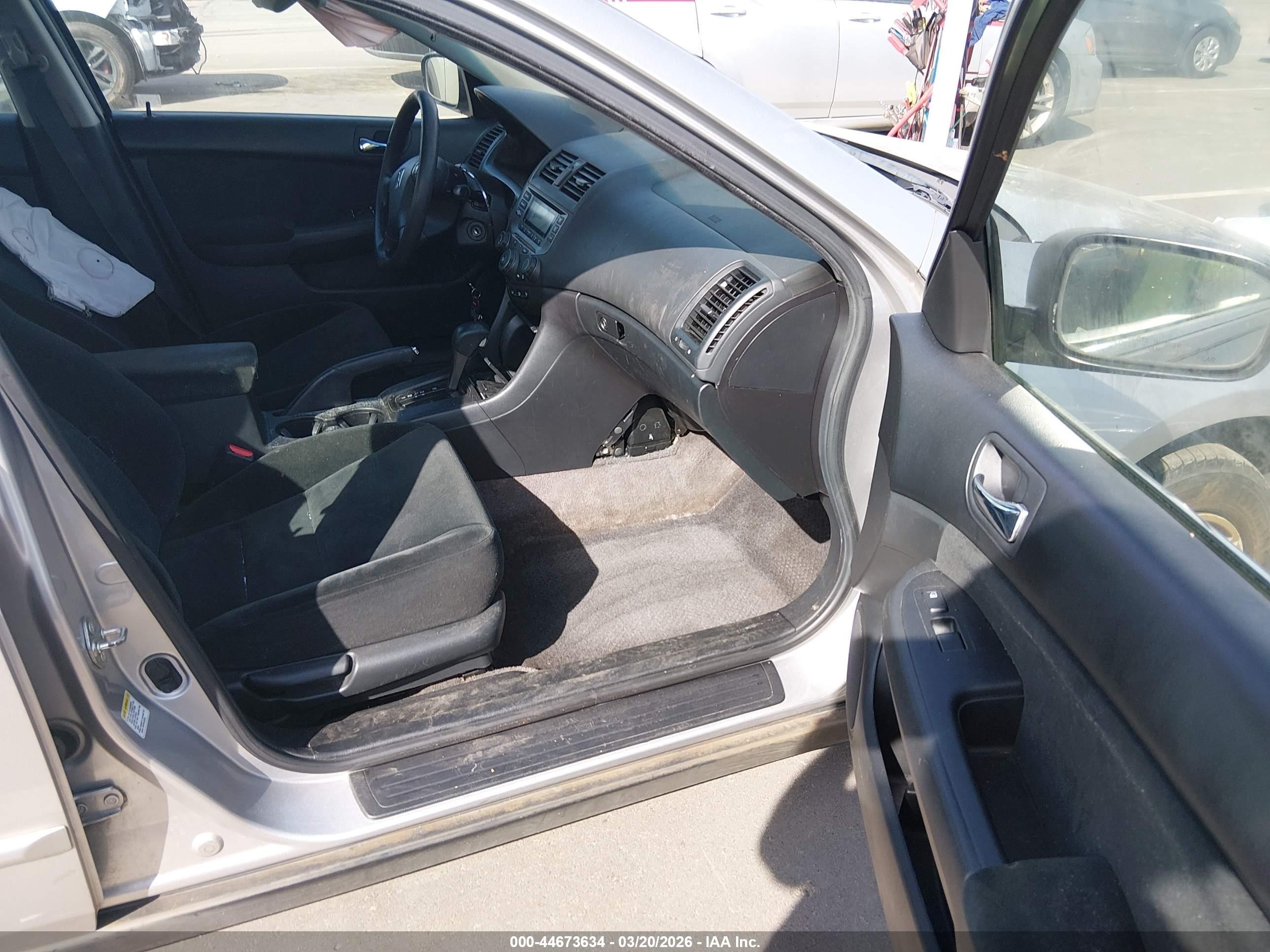 2007 Honda Accord 2.4 Lx Silver vin: 3HGCM56427G701476