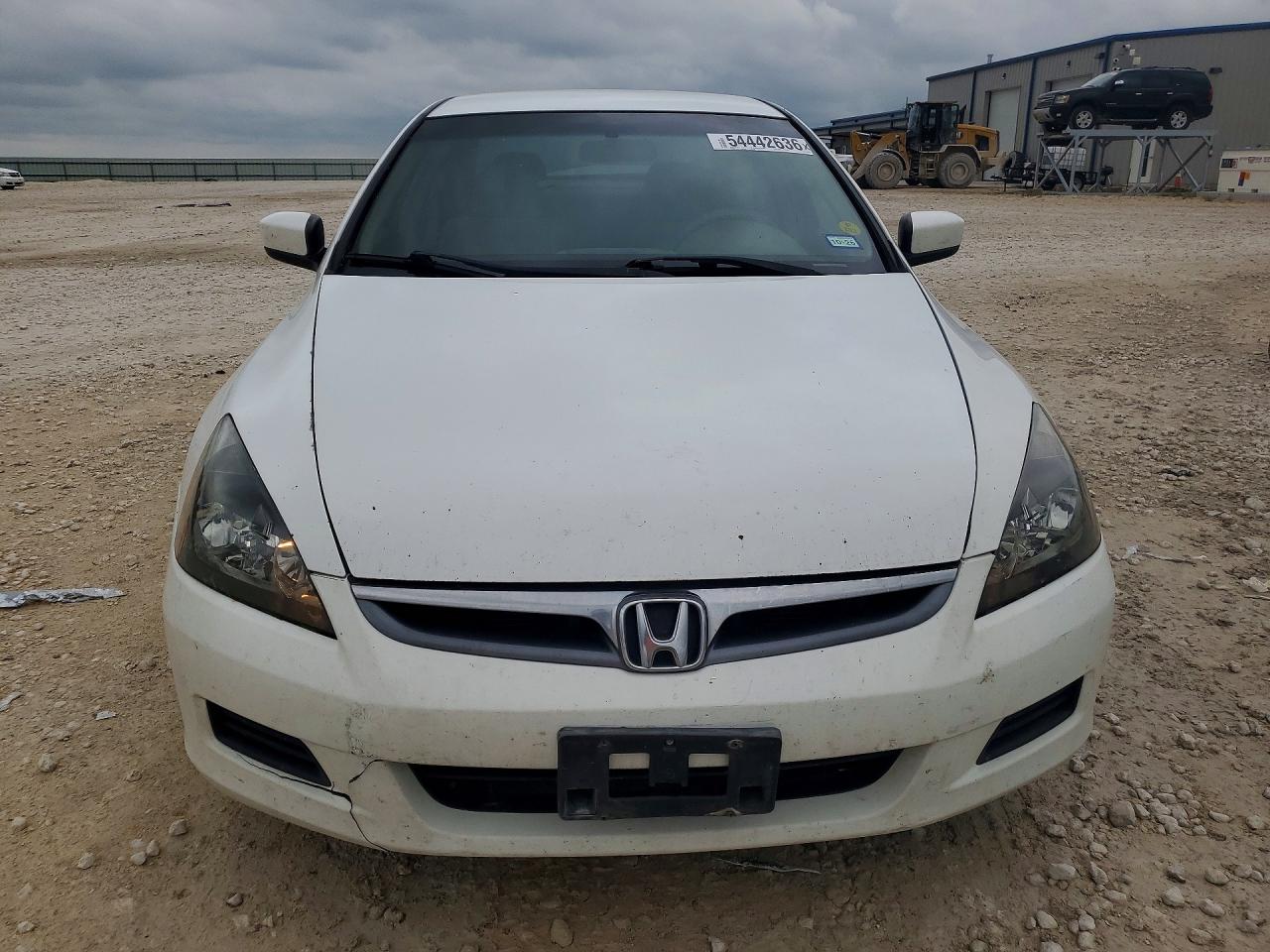2006 Honda Accord Lx White vin: 3HGCM56436G707768