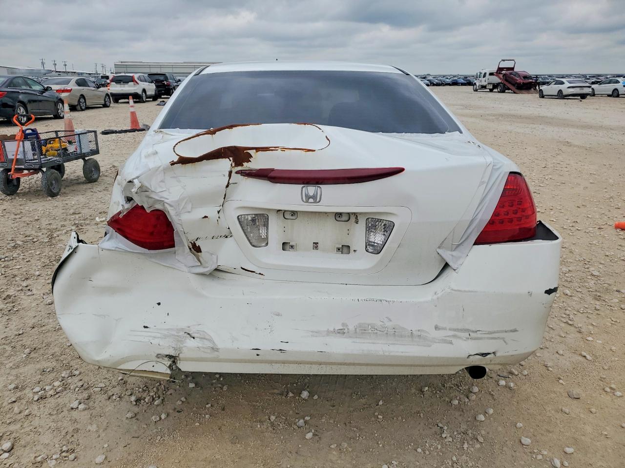 2006 Honda Accord Lx White vin: 3HGCM56436G707768