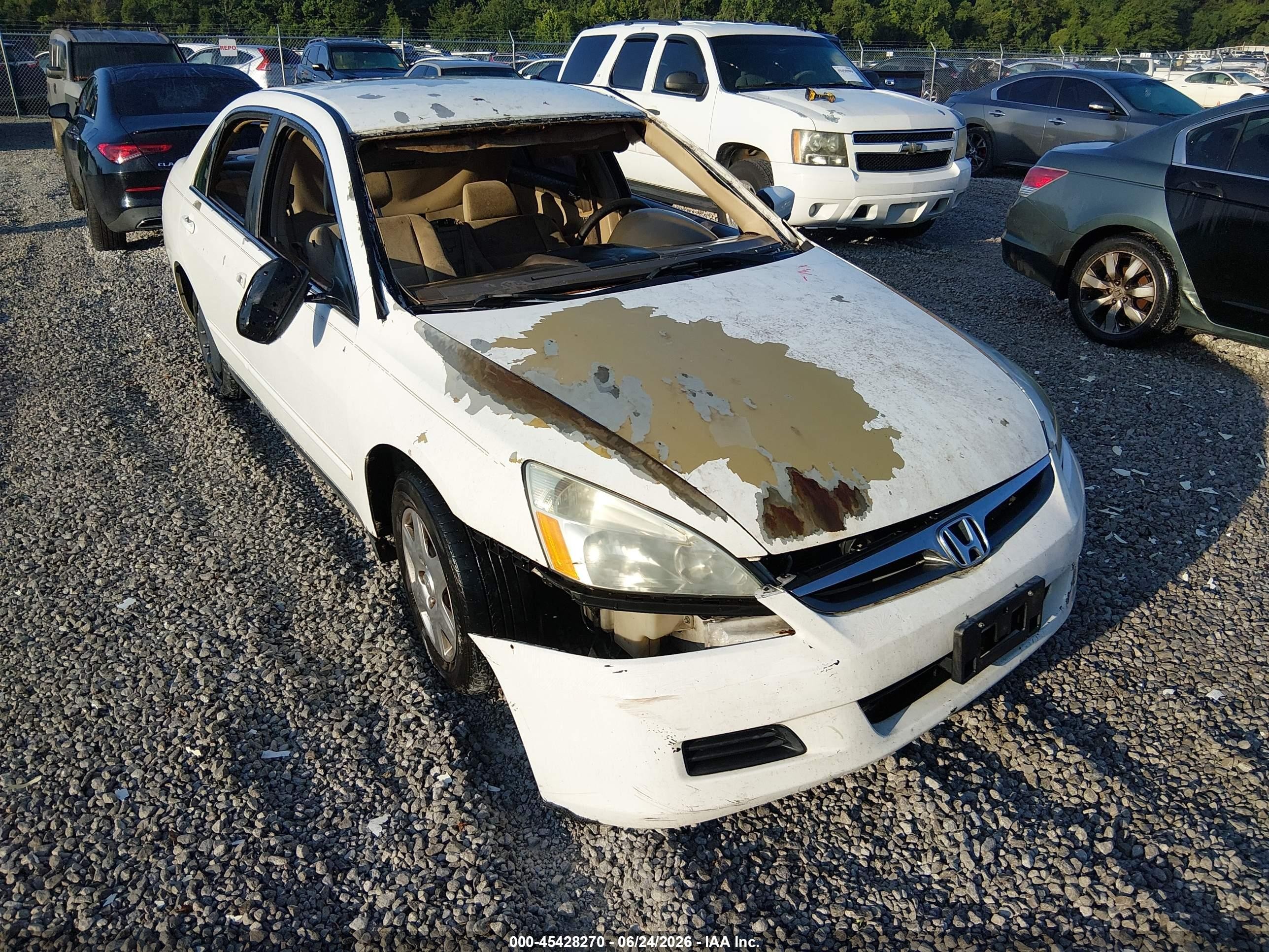 2007 Honda Accord 2.4 Lx White vin: 3HGCM56437G707111