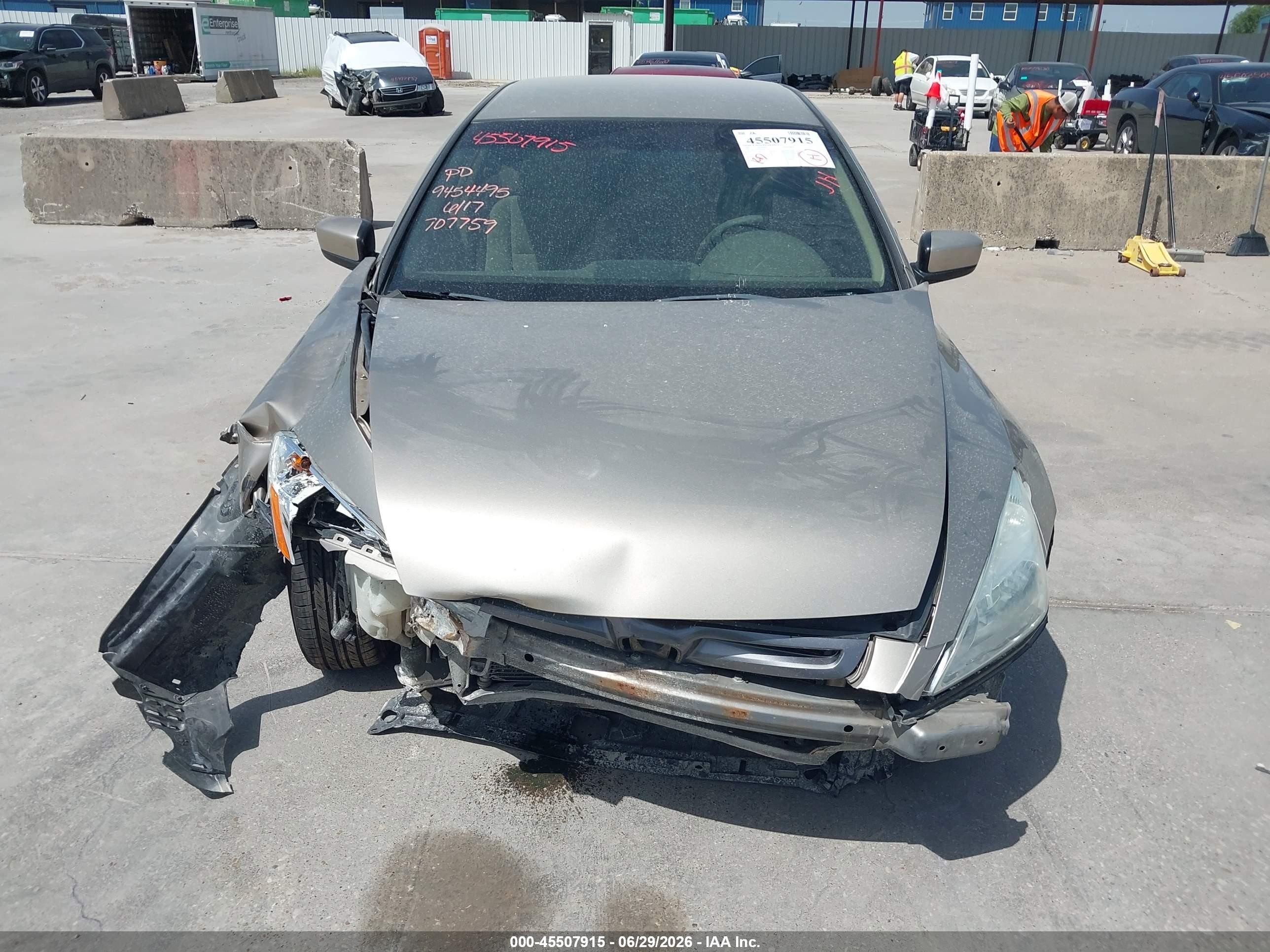 2005 Honda Accord 2.4 Lx Gold vin: 3HGCM56445G707759