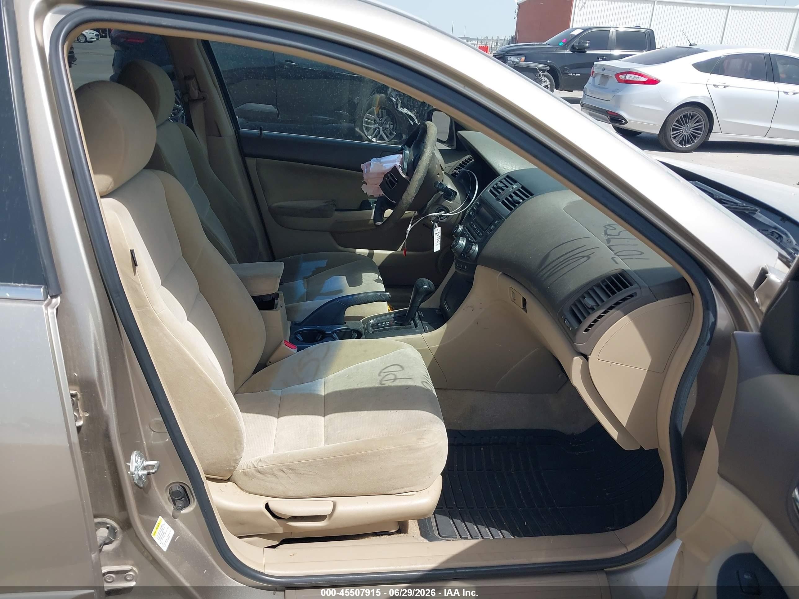 2005 Honda Accord 2.4 Lx Gold vin: 3HGCM56445G707759