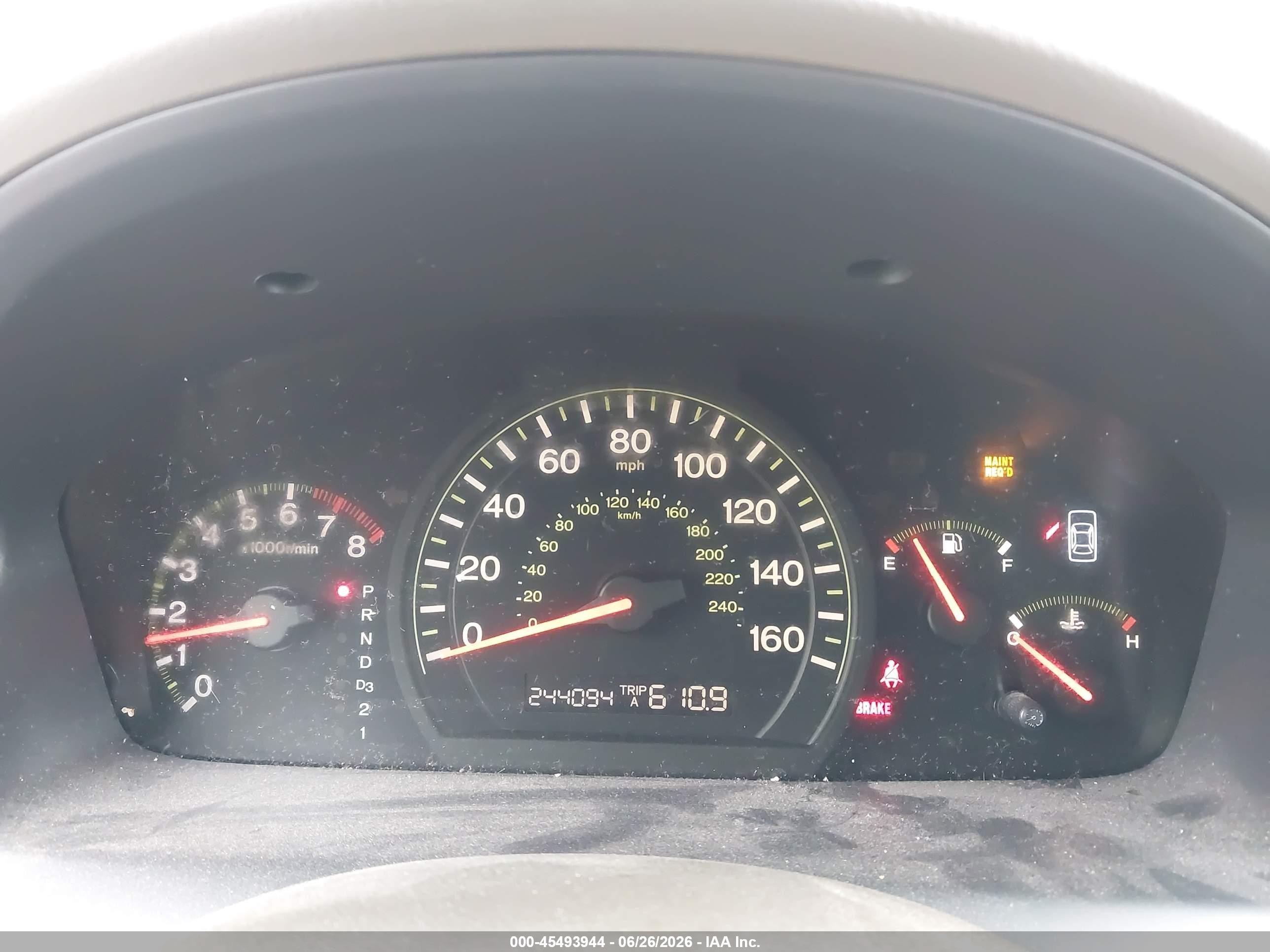 2005 Honda Accord 2.4 Lx White vin: 3HGCM56445G710922