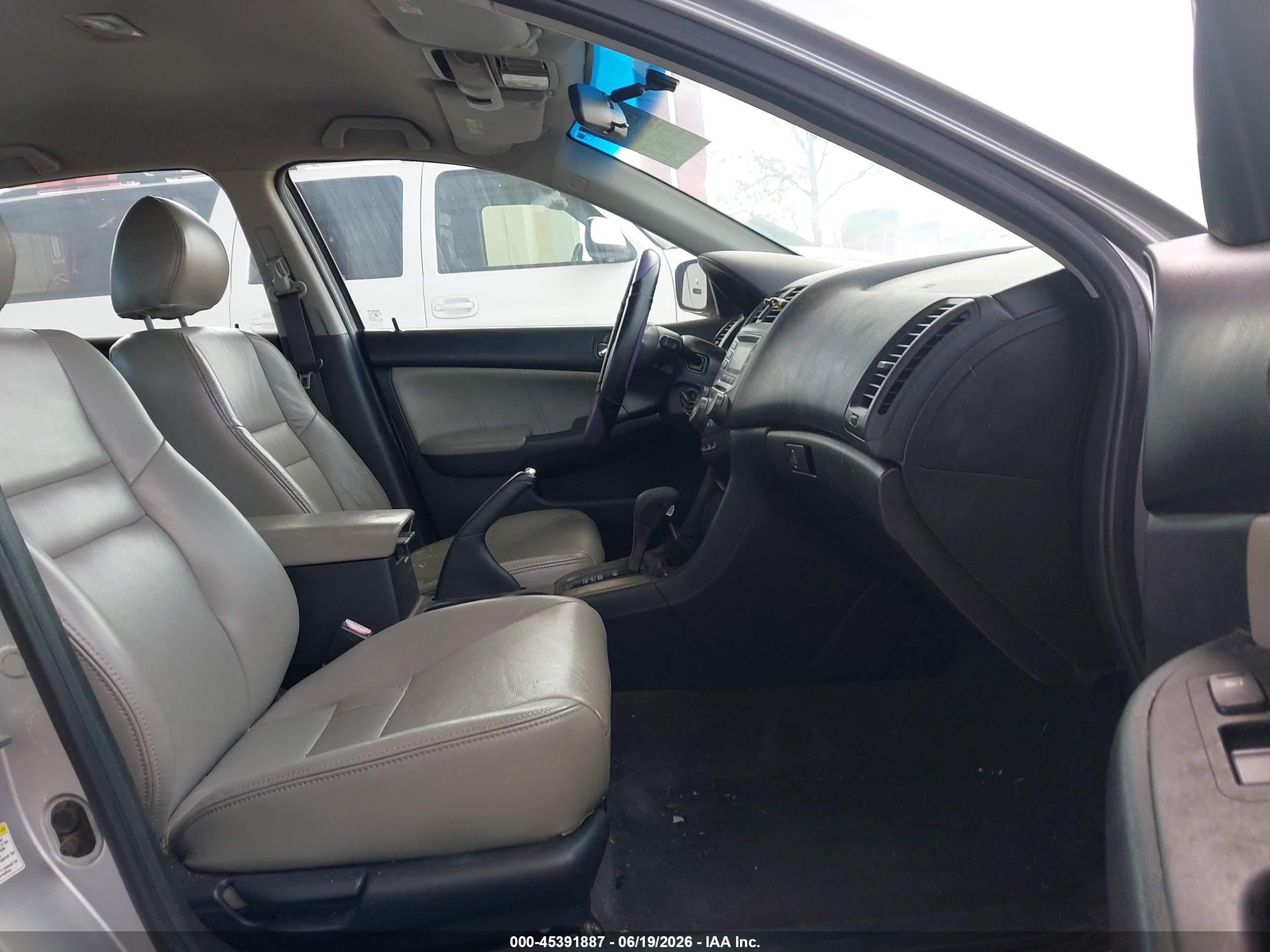 2006 Honda Accord 2.4 Lx Silver vin: 3HGCM56446G700991