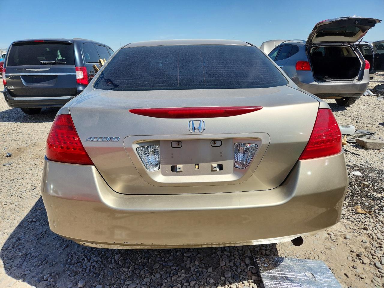2006 Honda Accord Lx Gold vin: 3HGCM56446G702112