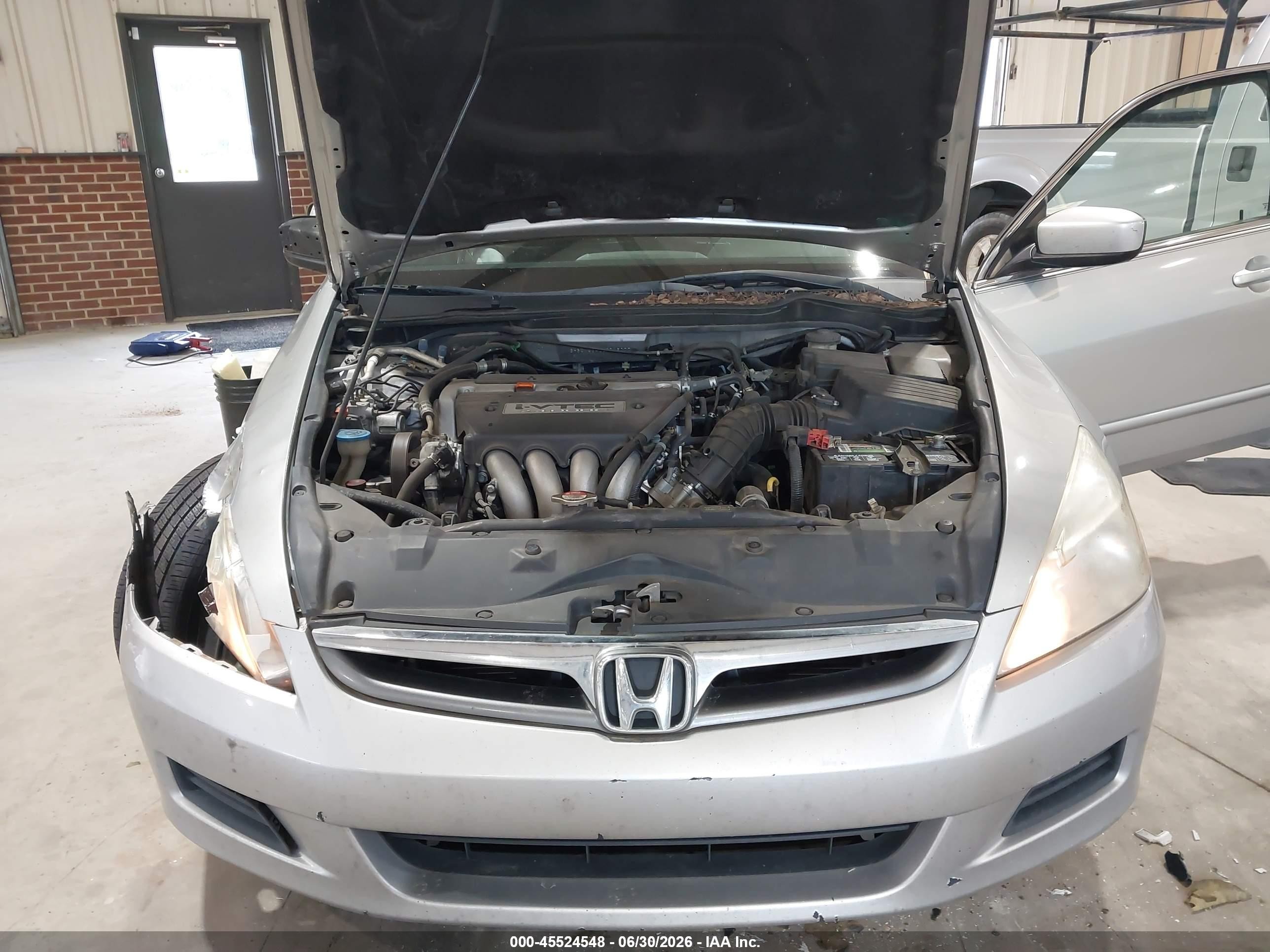 2006 Honda Accord 2.4 Lx Silver vin: 3HGCM56456G705777