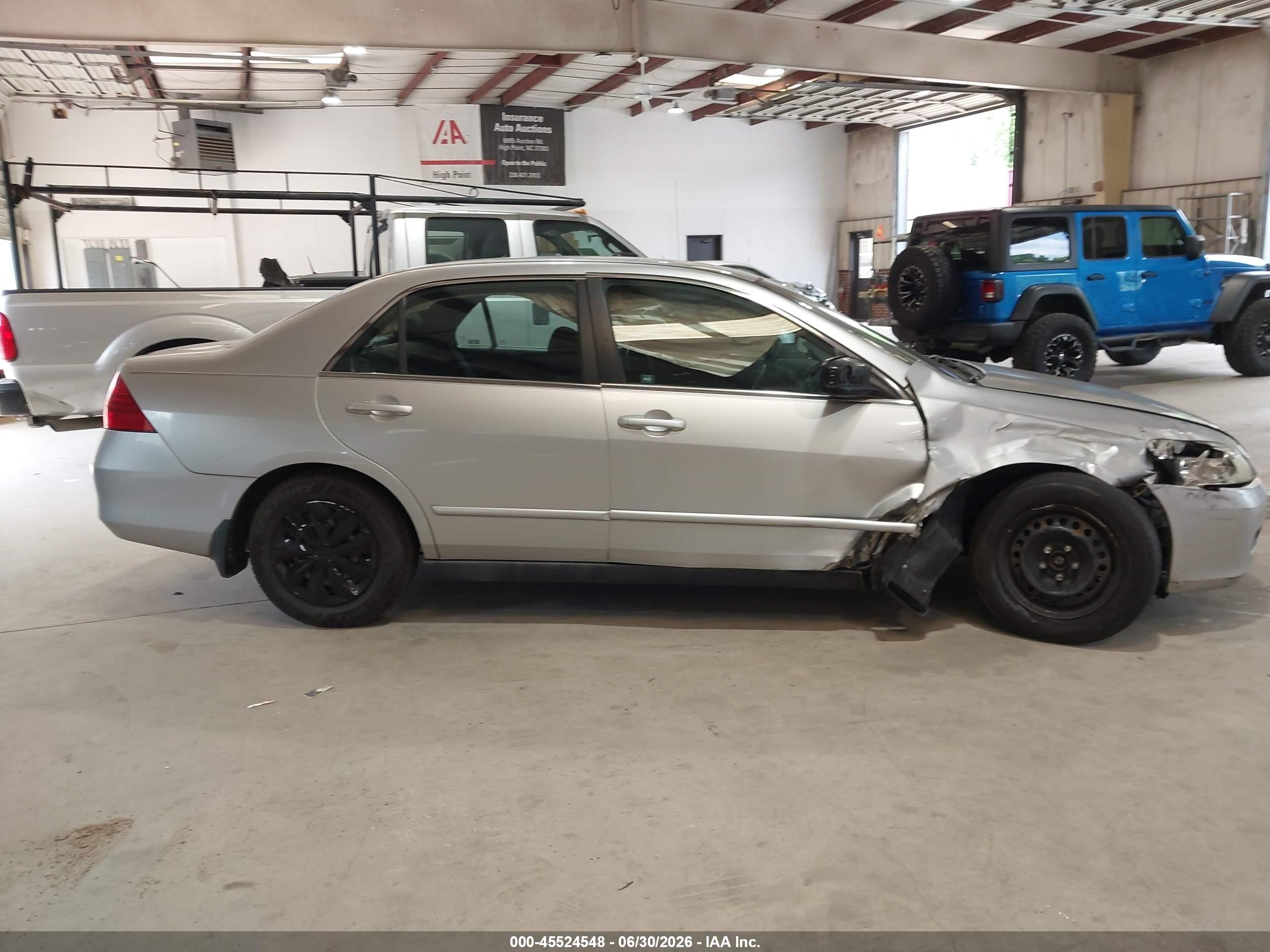 2006 Honda Accord 2.4 Lx Silver vin: 3HGCM56456G705777