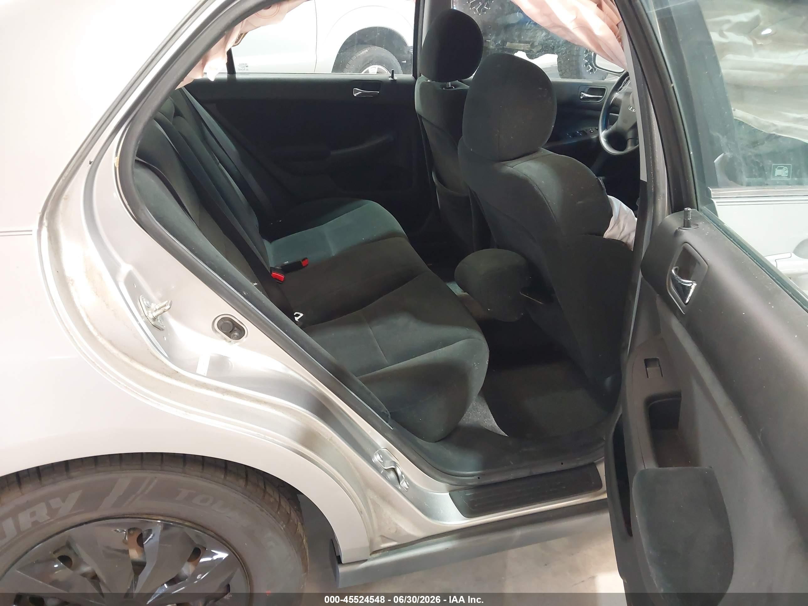 2006 Honda Accord 2.4 Lx Silver vin: 3HGCM56456G705777