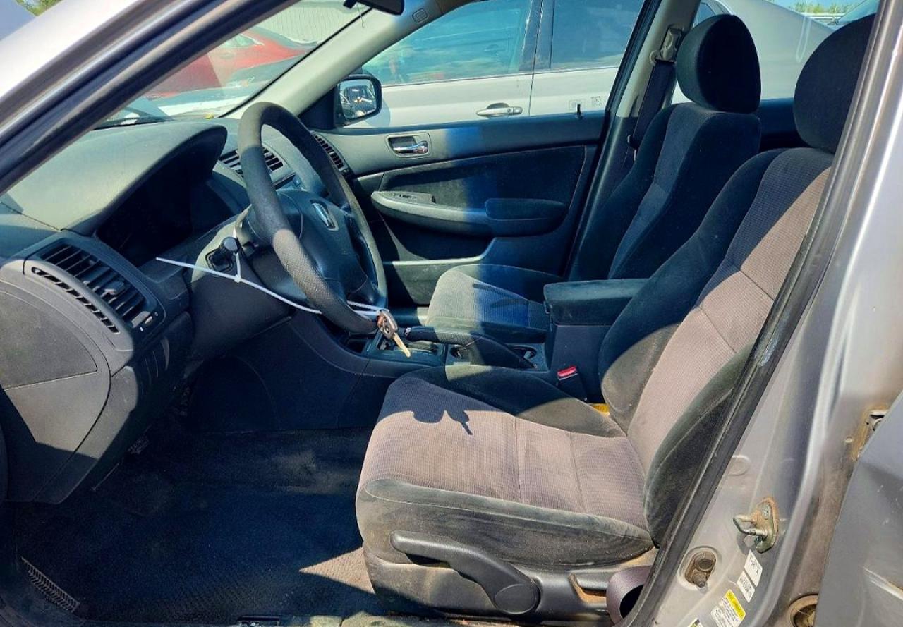 2005 Honda Accord Lx Silver vin: 3HGCM56465G700702