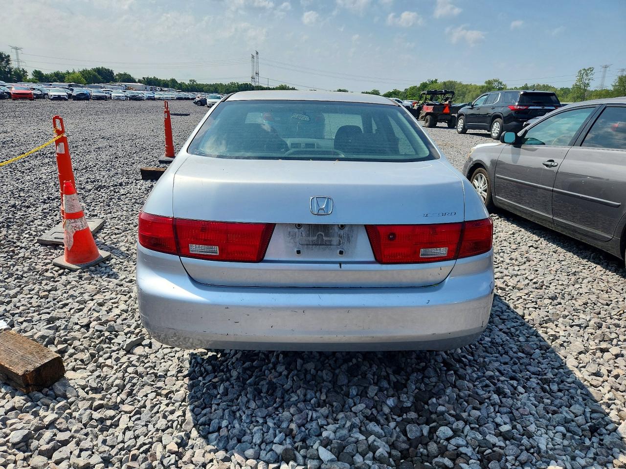 2005 Honda Accord Lx Silver vin: 3HGCM56465G700702