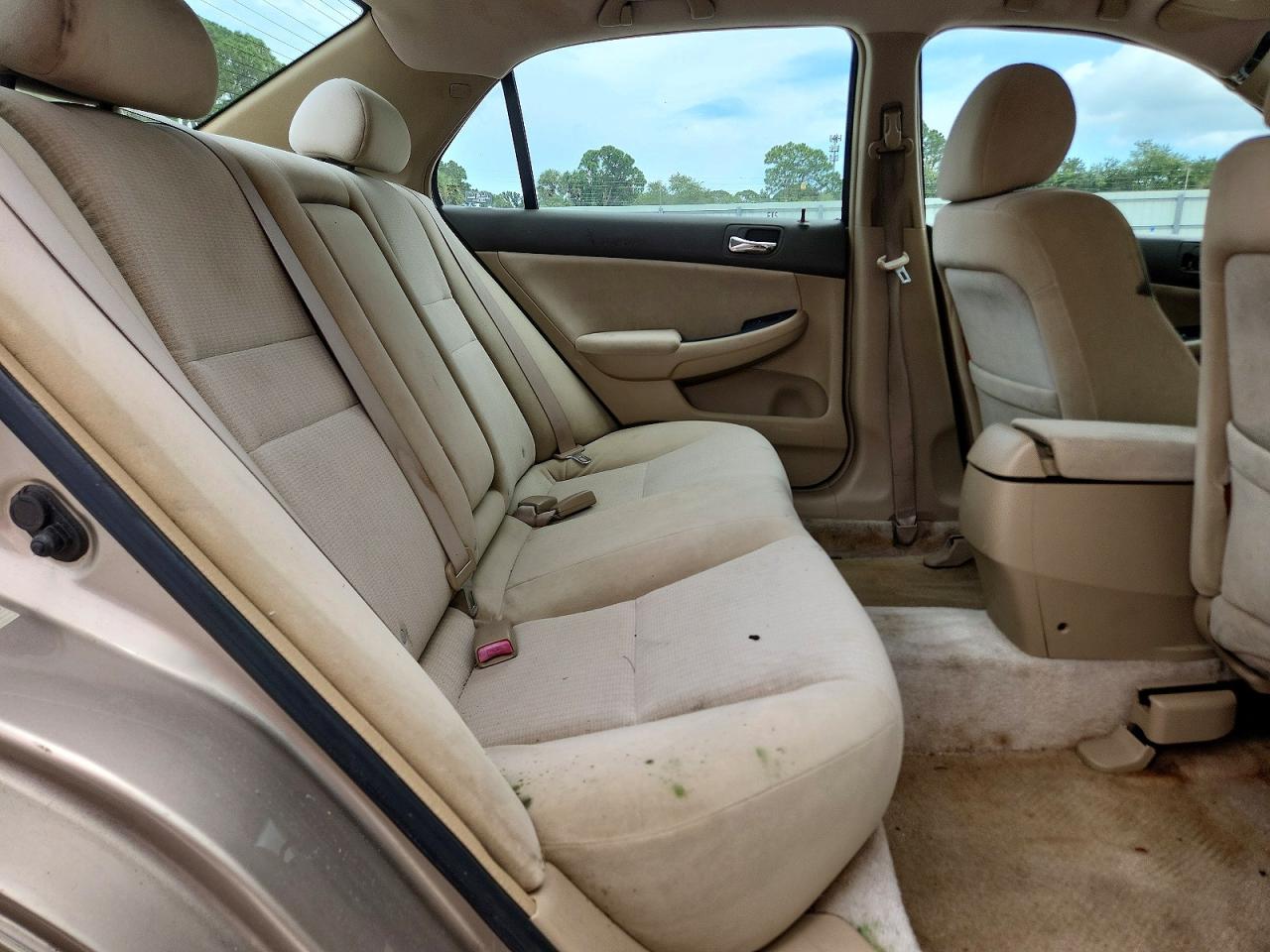 2005 Honda Accord Lx Gold vin: 3HGCM56465G701123