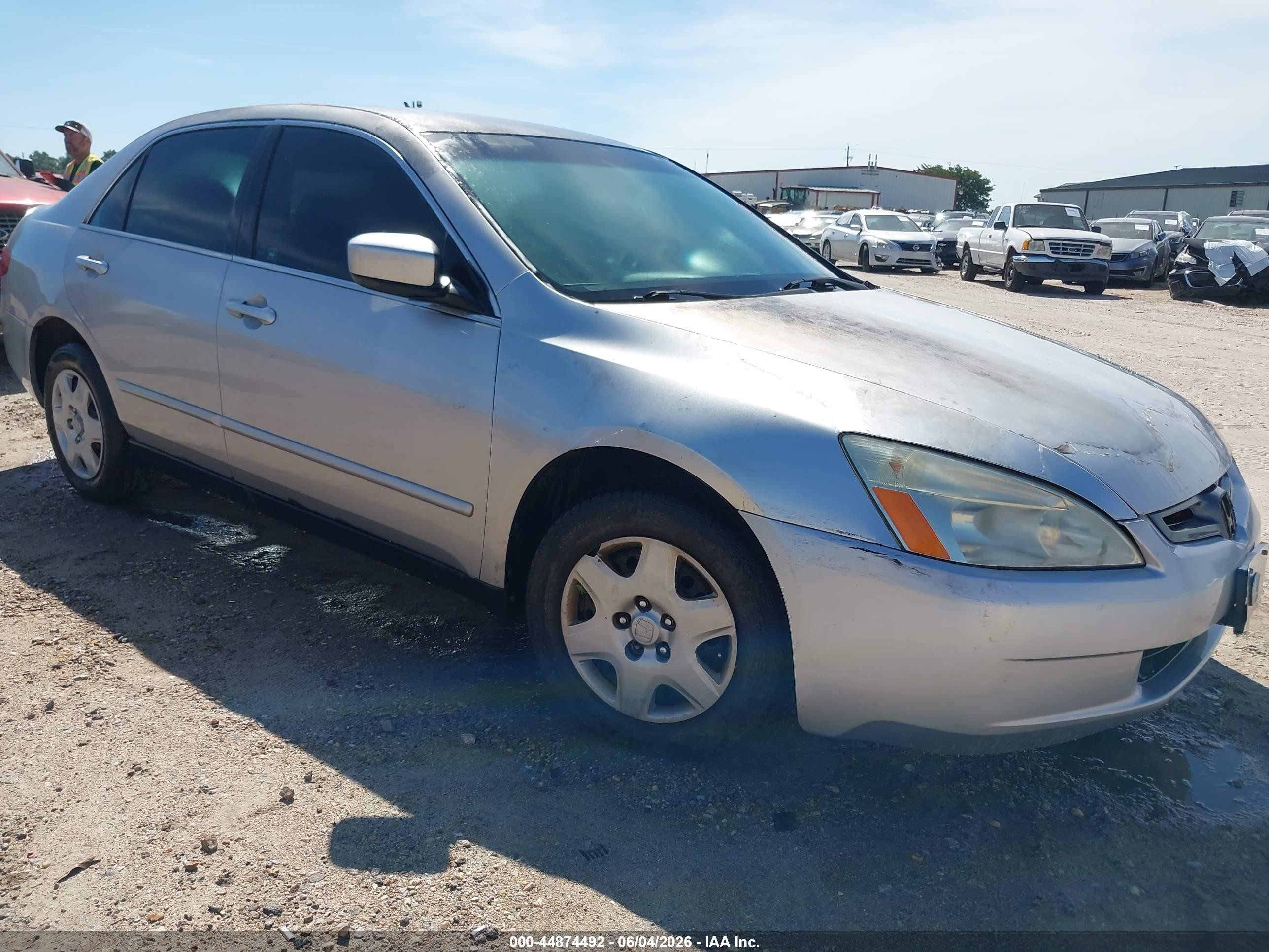 2005 Honda Accord 2.4 Lx Silver vin: 3HGCM56475G702104