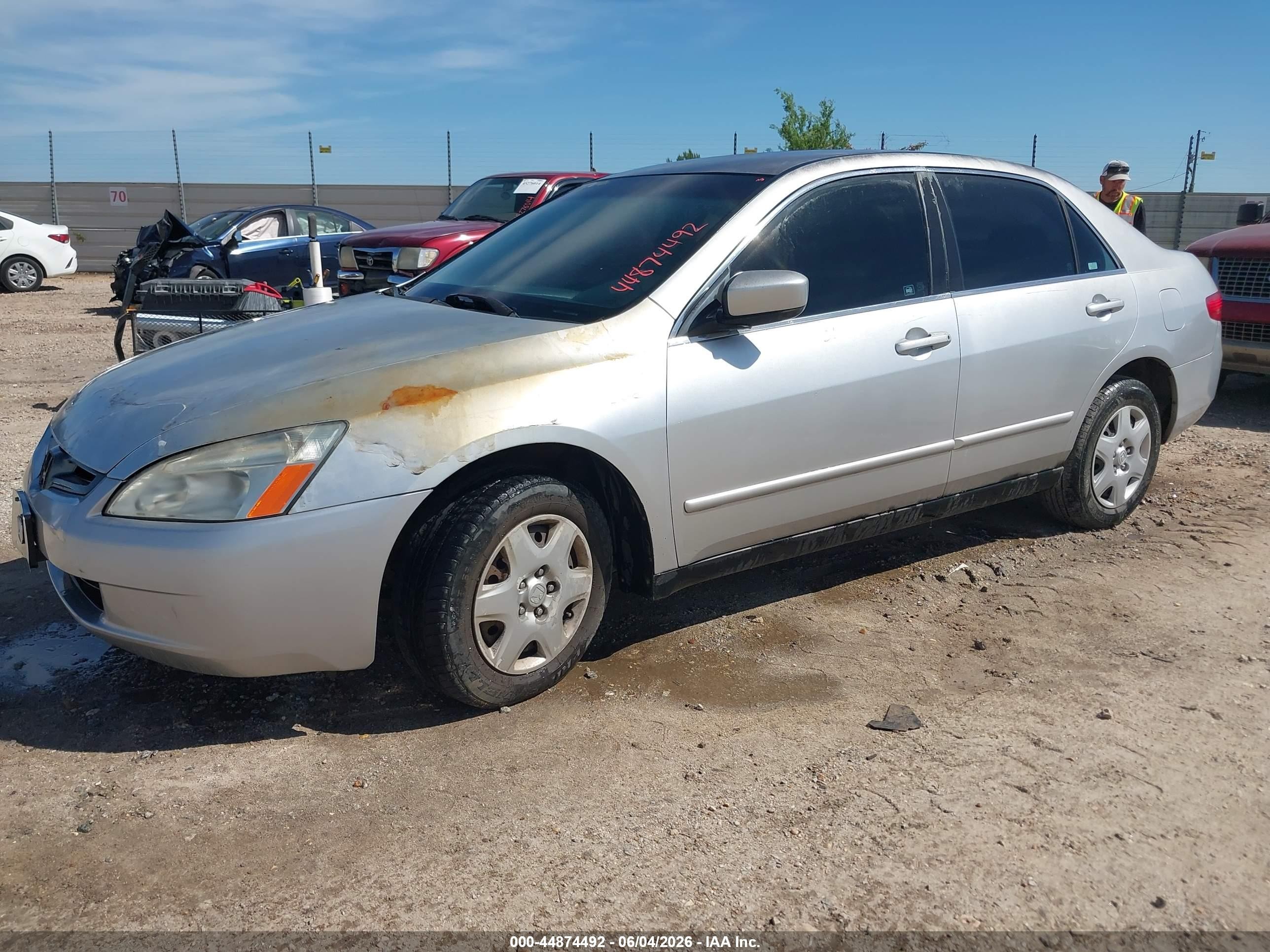 2005 Honda Accord 2.4 Lx Silver vin: 3HGCM56475G702104