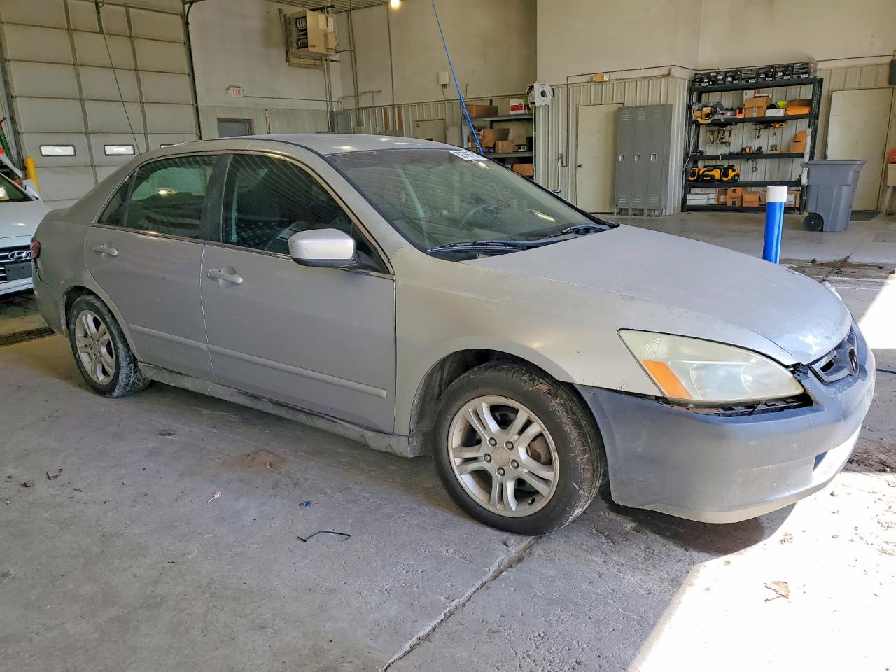 2005 Honda Accord Lx Silver vin: 3HGCM56475G705035