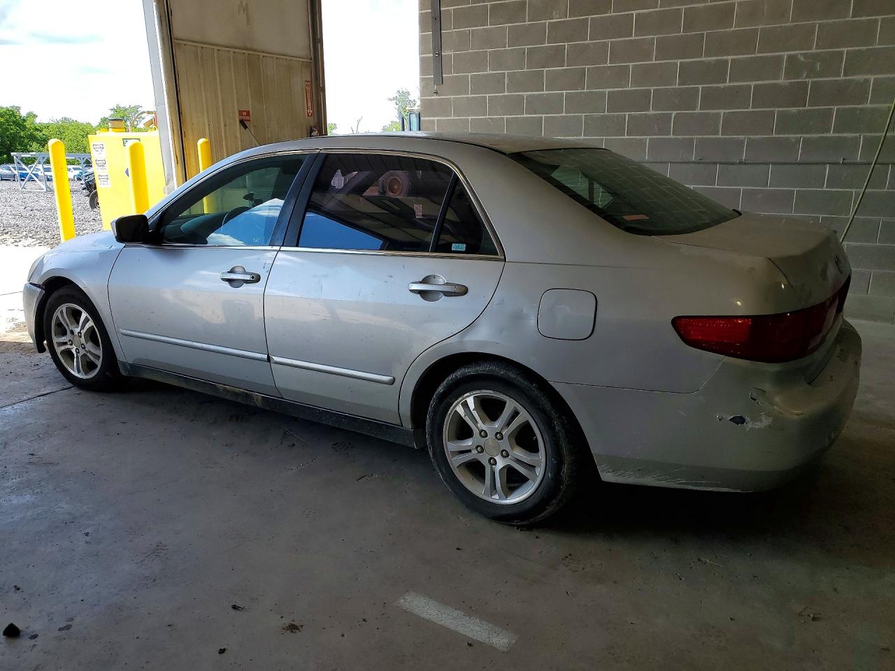 2005 Honda Accord Lx Silver vin: 3HGCM56475G705035