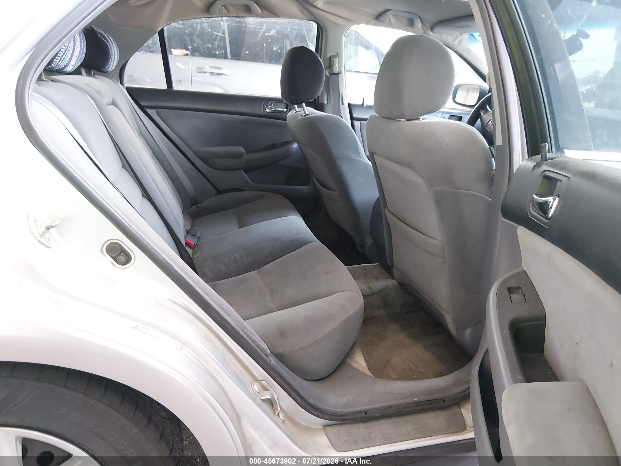 2007 Honda Accord 2.4 Lx Silver vin: 3HGCM56477G708911