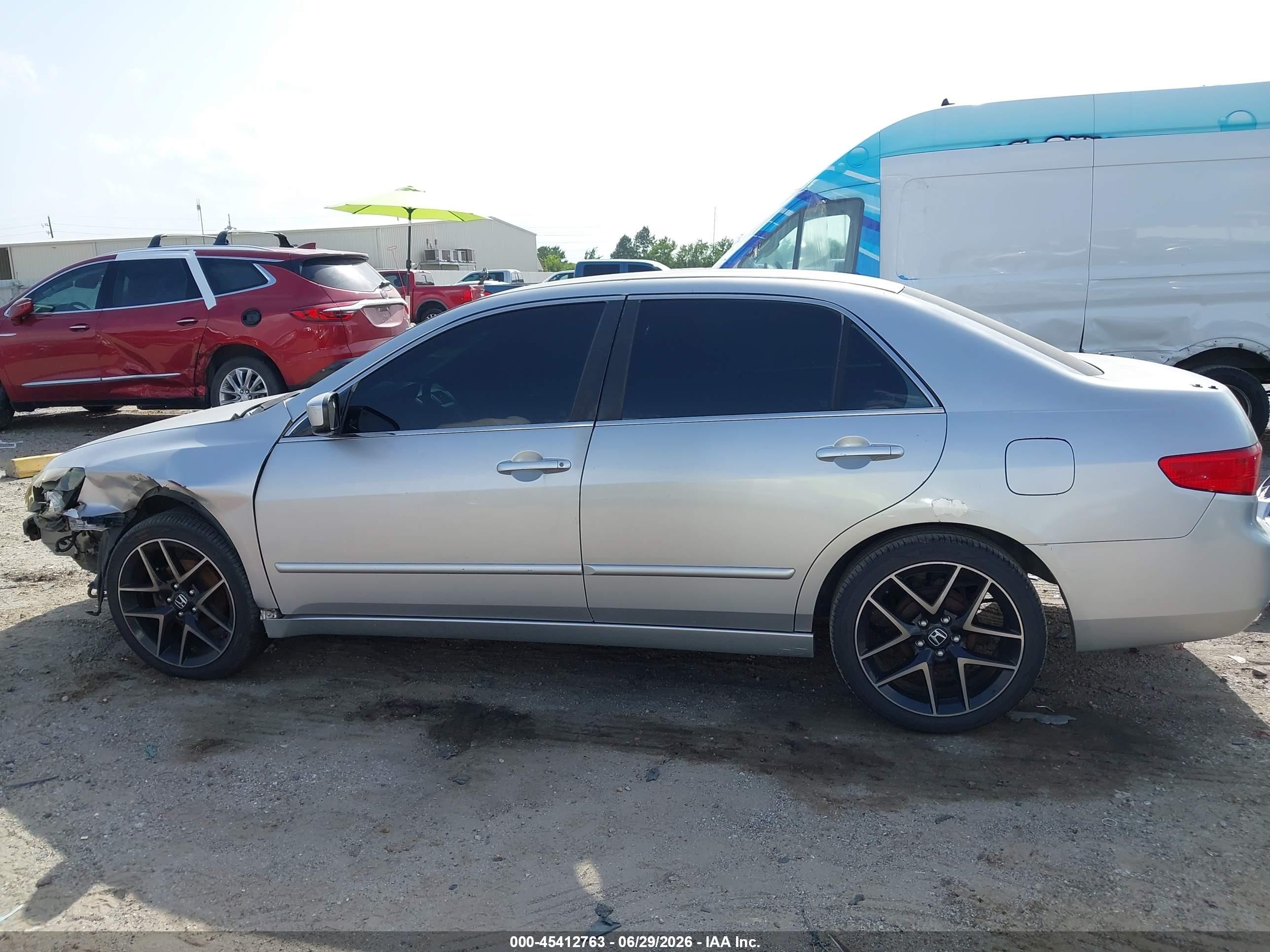 2005 Honda Accord 2.4 Lx Silver vin: 3HGCM56485G706906
