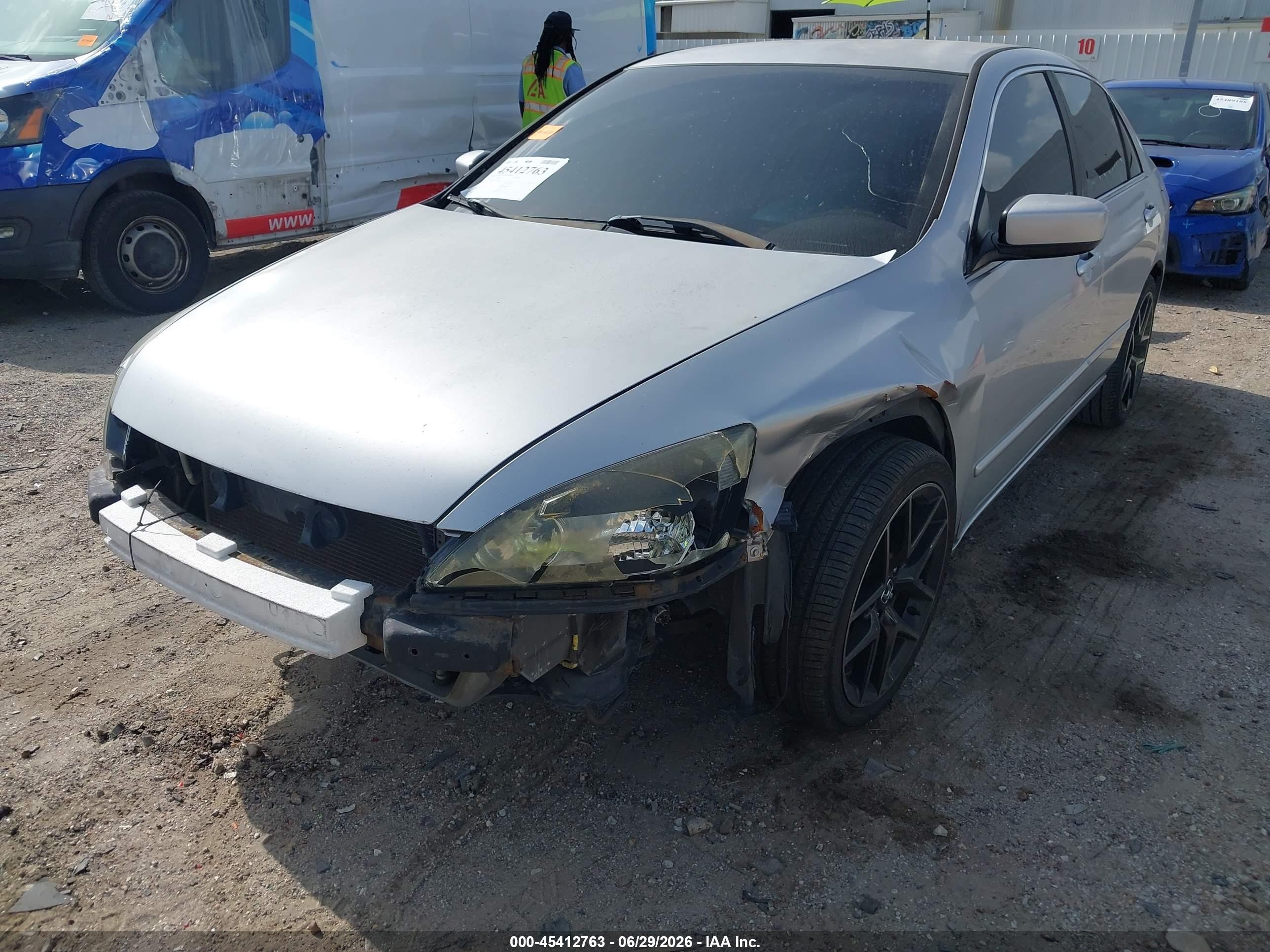 2005 Honda Accord 2.4 Lx Silver vin: 3HGCM56485G706906