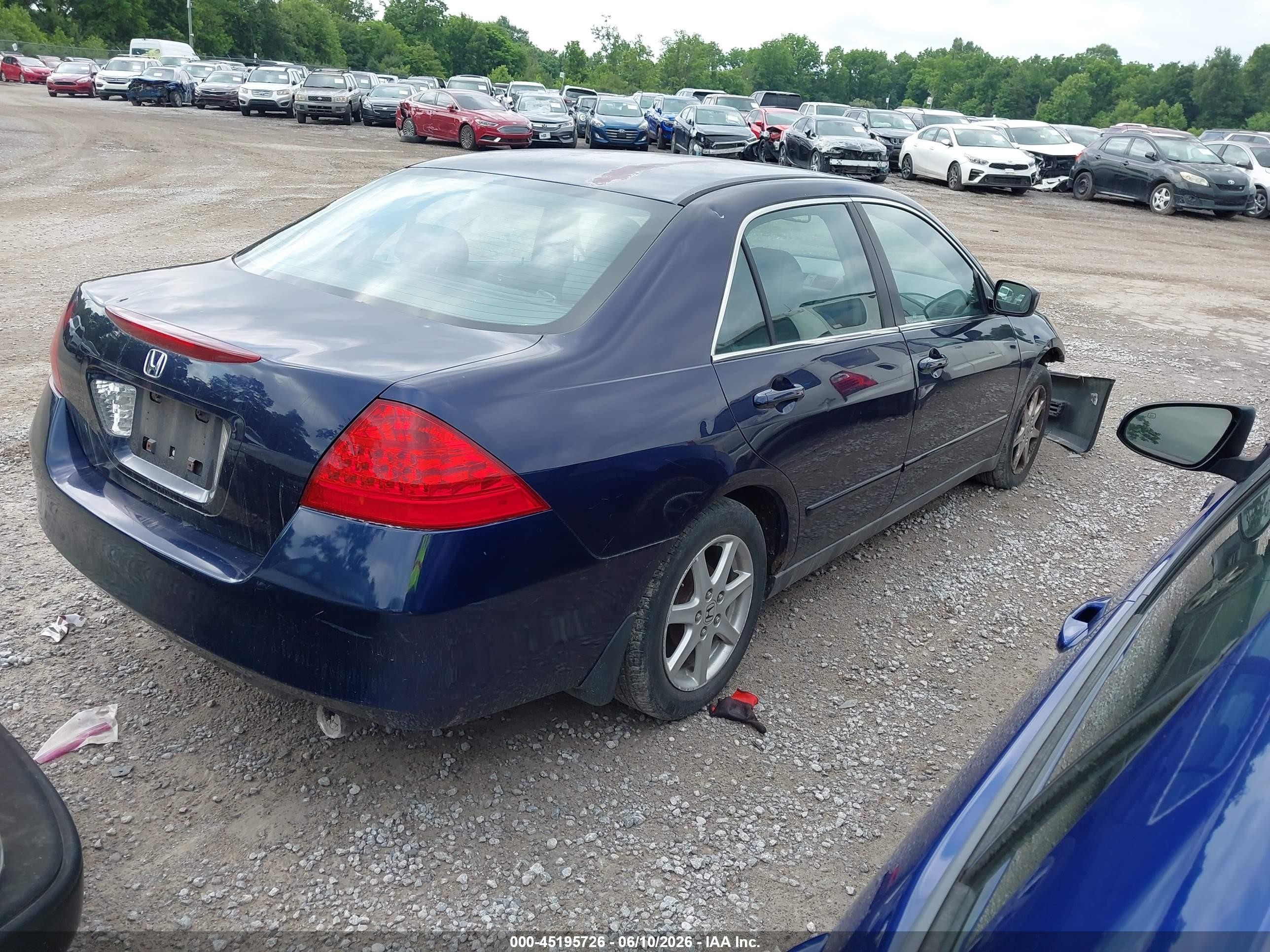 2006 Honda Accord 2.4 Lx Blue vin: 3HGCM56496G710724