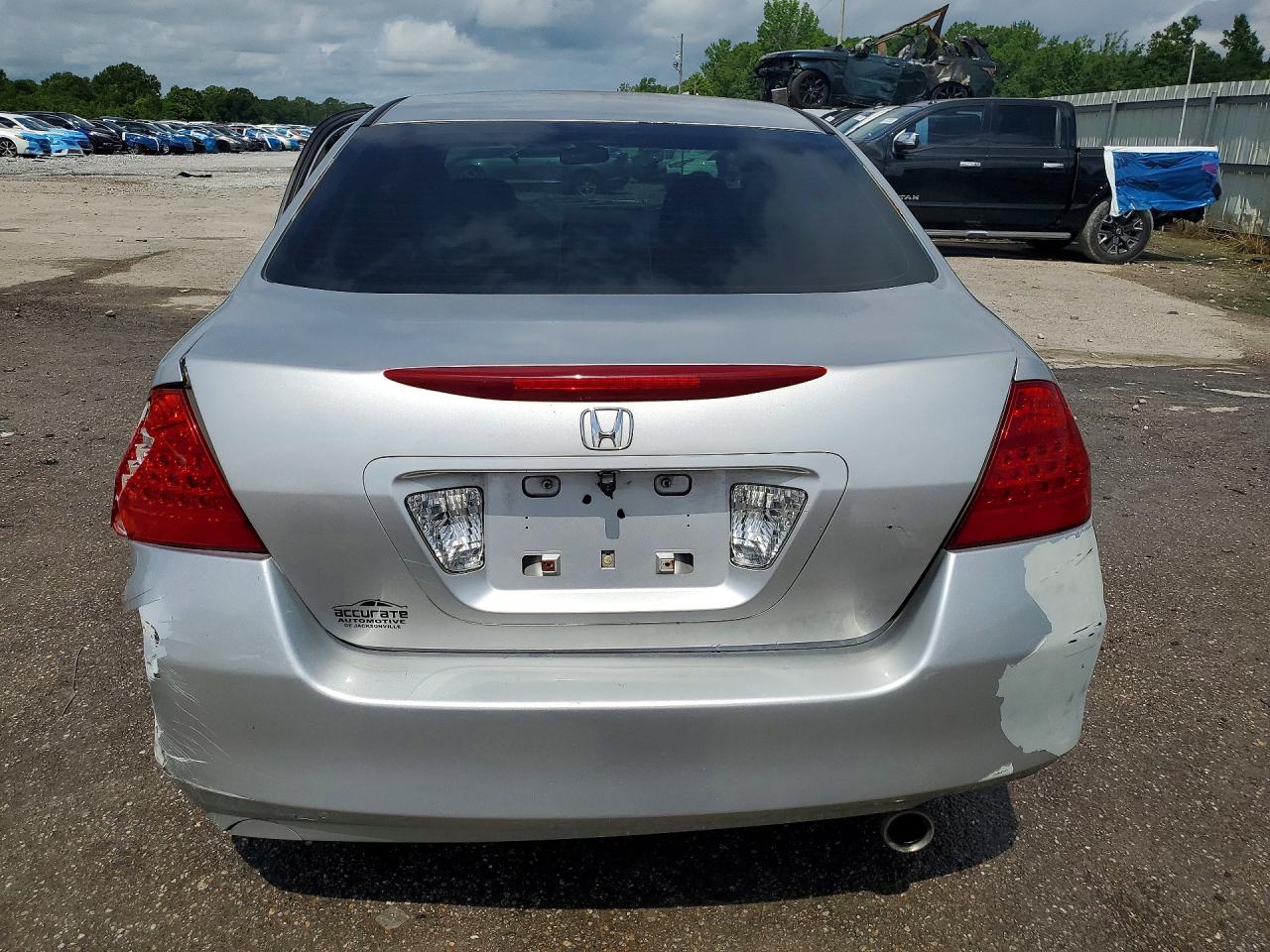 2007 Honda Accord Lx Silver vin: 3HGCM56497G701460
