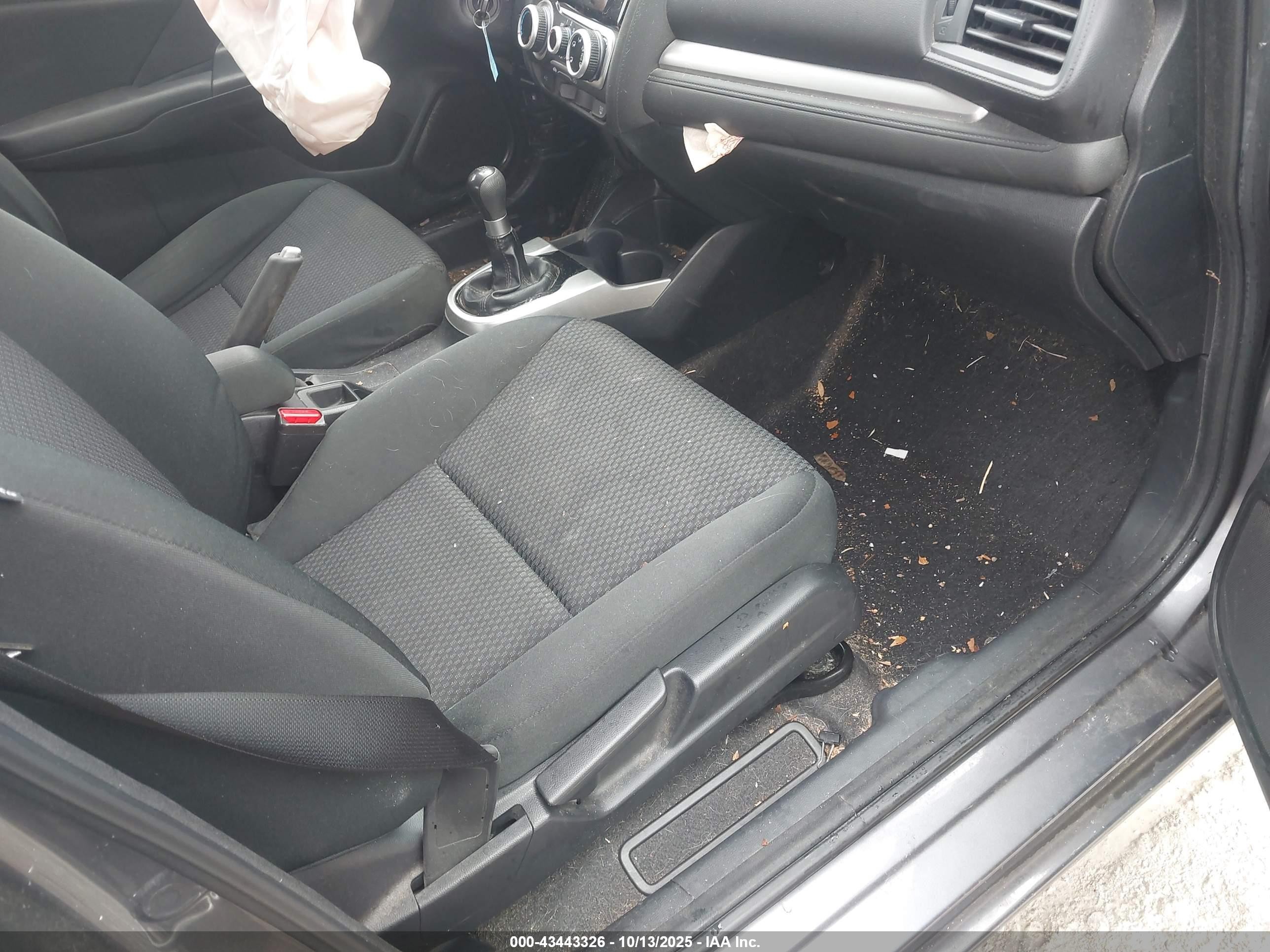 2020 Honda Fit Lx Gray vin: 3HGGK5G45LM707600