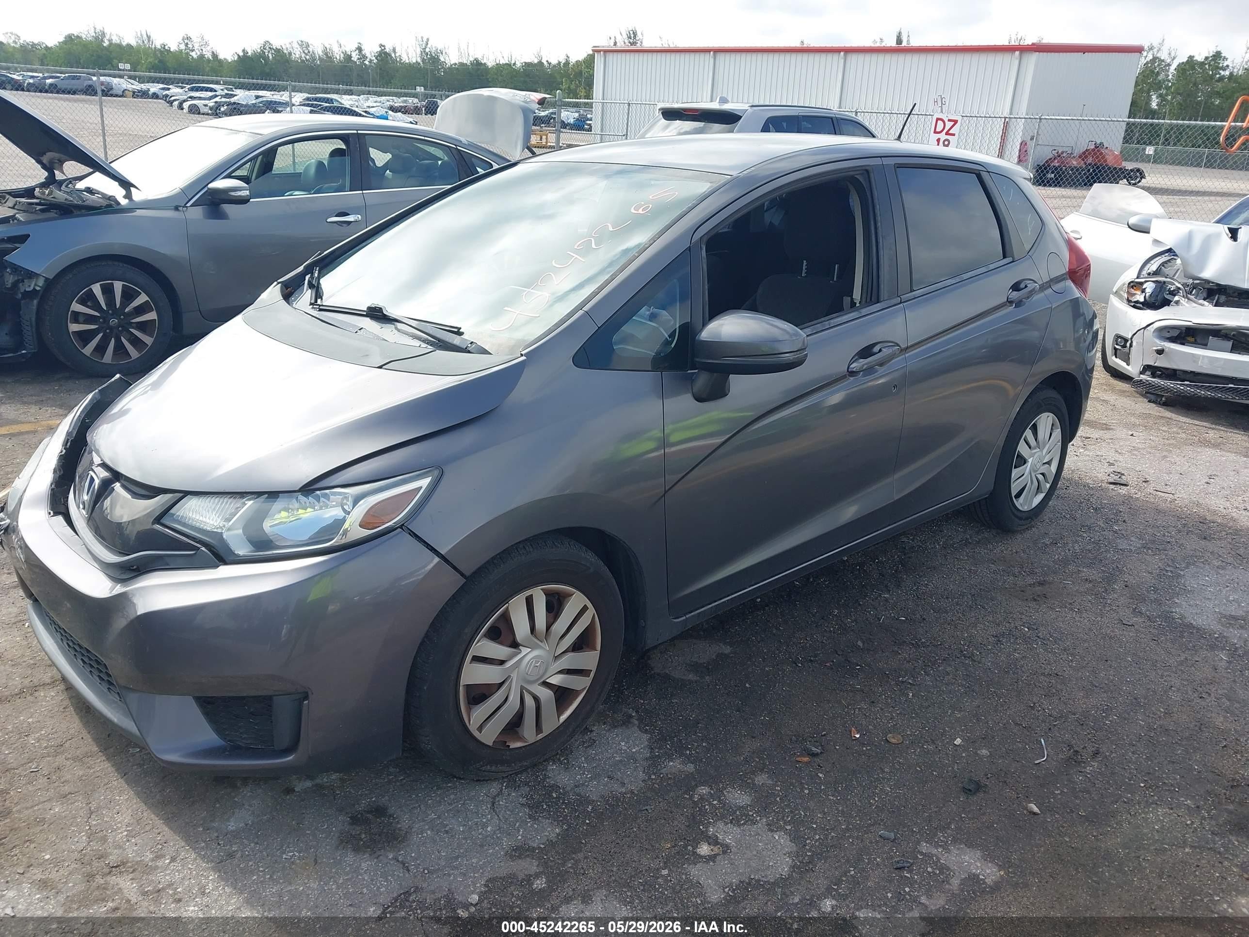 2015 Honda Fit Lx Gray vin: 3HGGK5G50FM740887