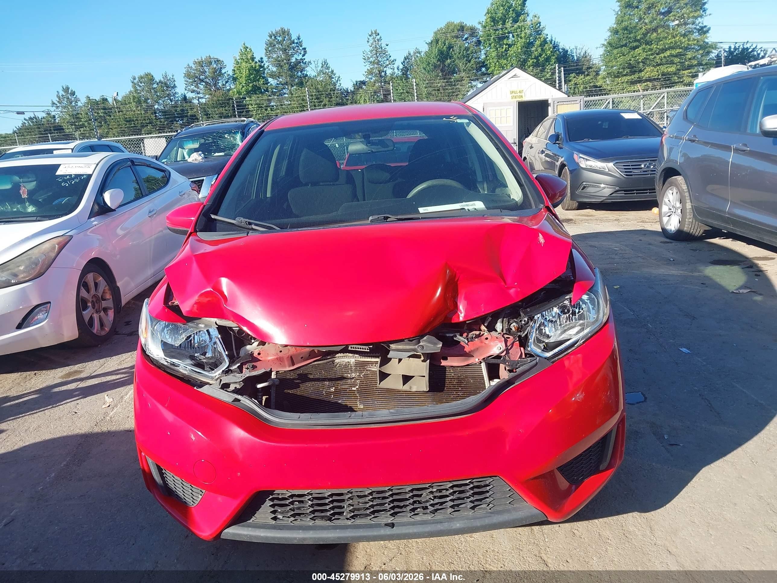 2015 Honda Fit Lx Красный vin: 3HGGK5G50FM748083