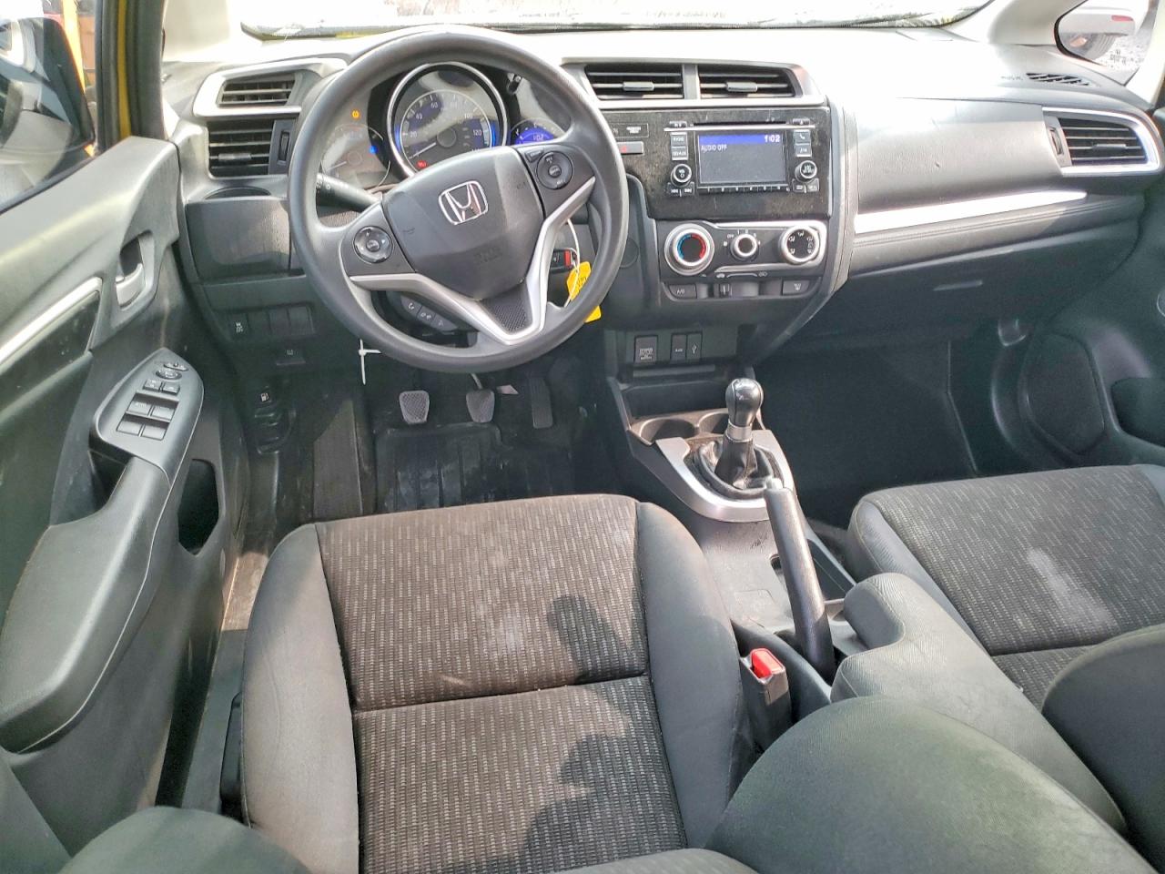 2015 Honda Fit Lx Yellow vin: 3HGGK5G50FM771332