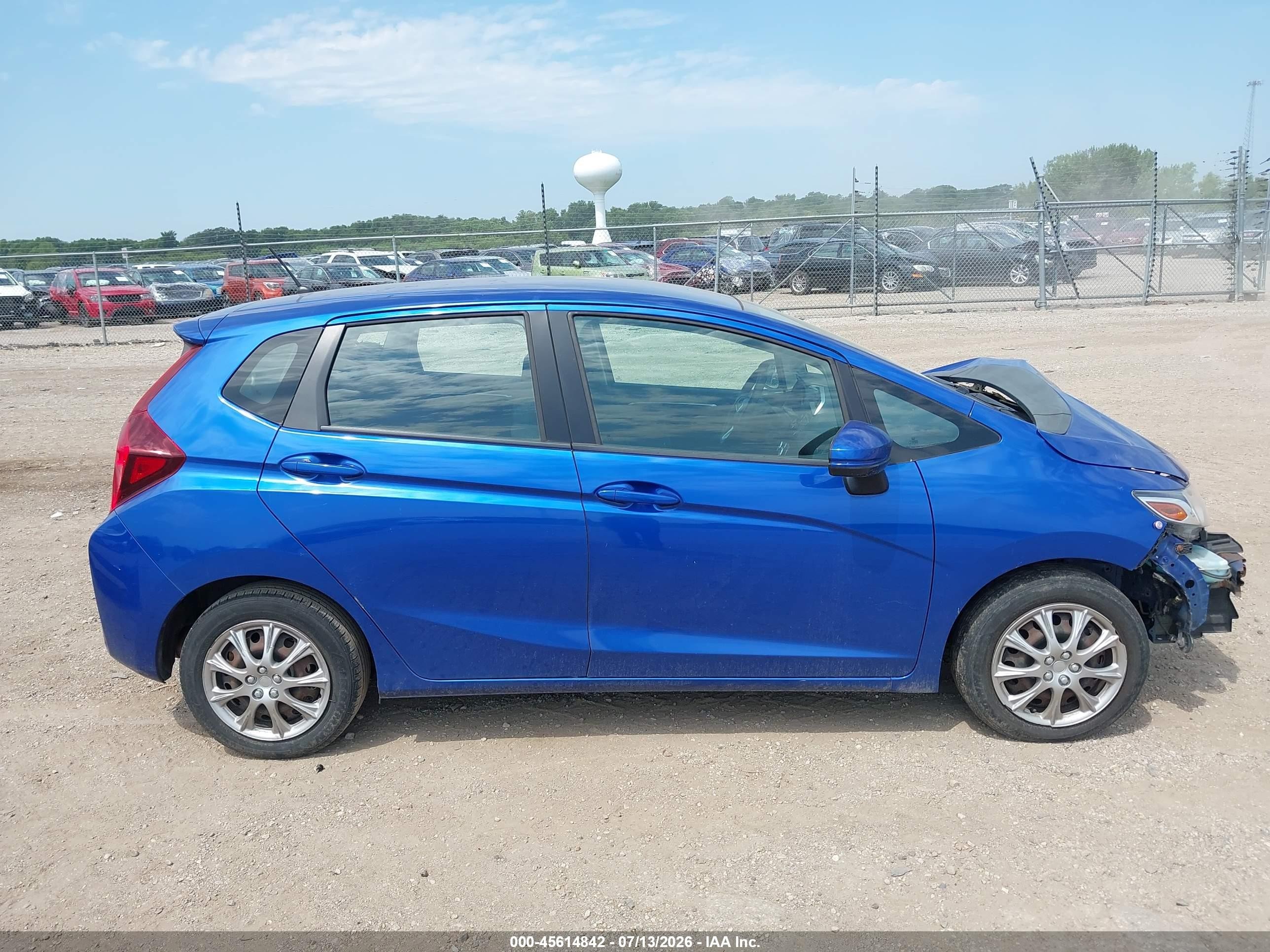 2015 Honda Fit Lx Синий vin: 3HGGK5G53FM728667