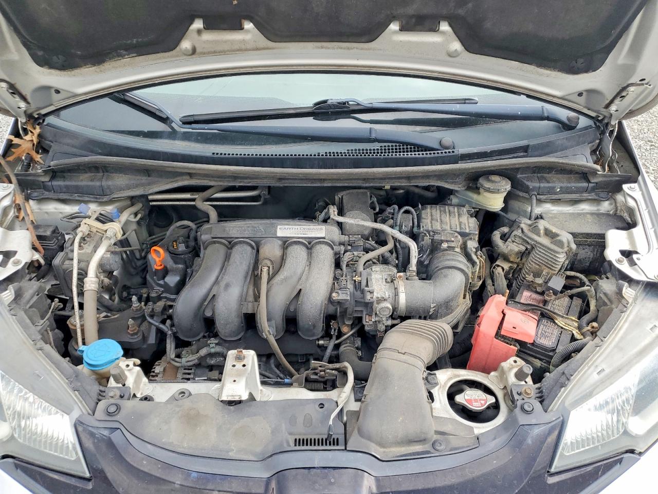 2015 Honda Fit Lx Серебряный vin: 3HGGK5G53FM753858