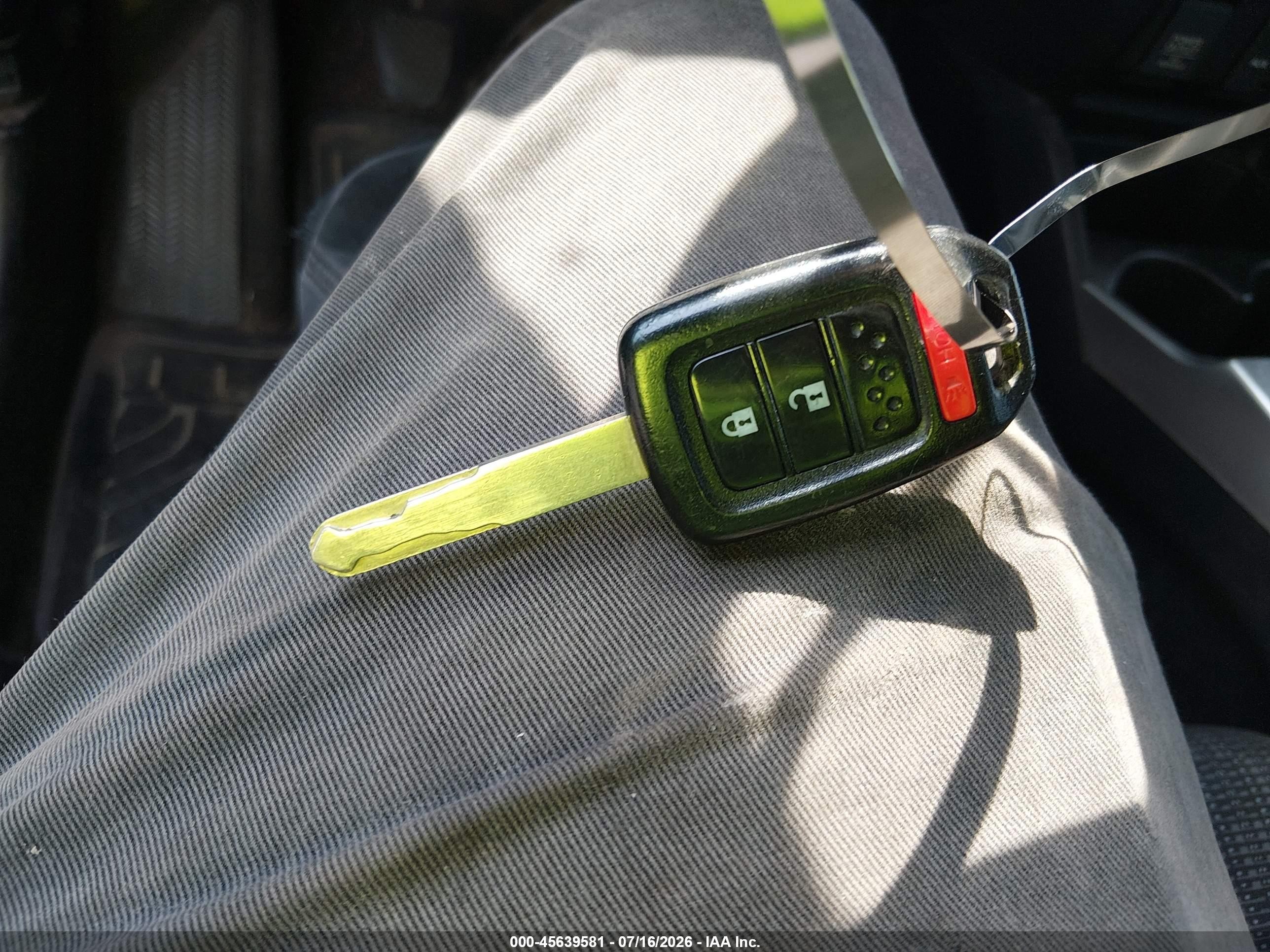 2015 Honda Fit Lx Серый vin: 3HGGK5G54FM724627