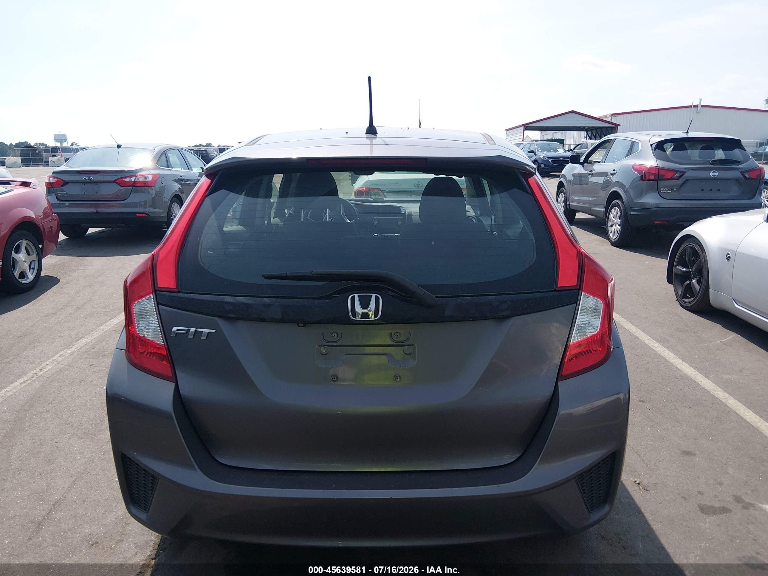 2015 Honda Fit Lx Серый vin: 3HGGK5G54FM724627