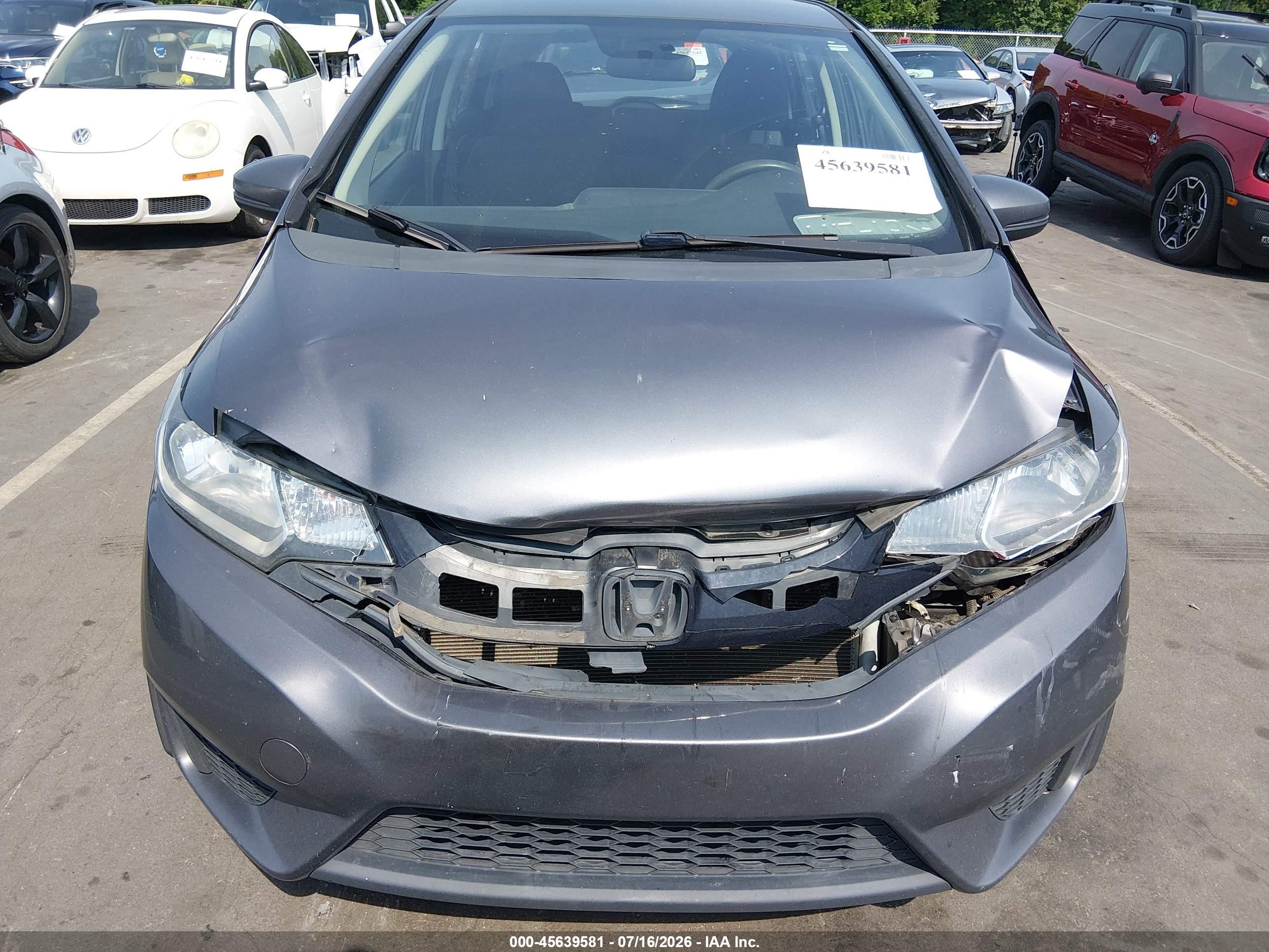 2015 Honda Fit Lx Серый vin: 3HGGK5G54FM724627